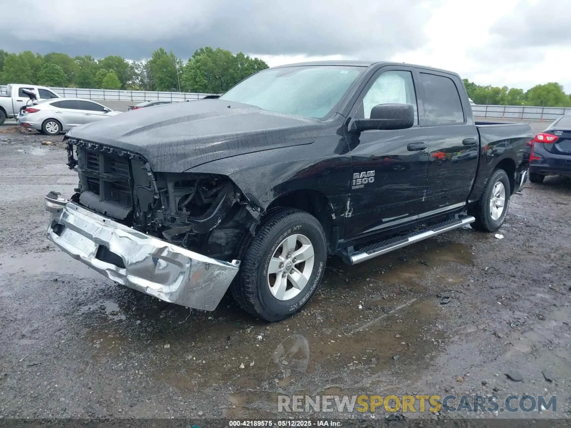2 Photograph of a damaged car 1C6RR6KG5KS726803 RAM 1500 CLASSIC 2019