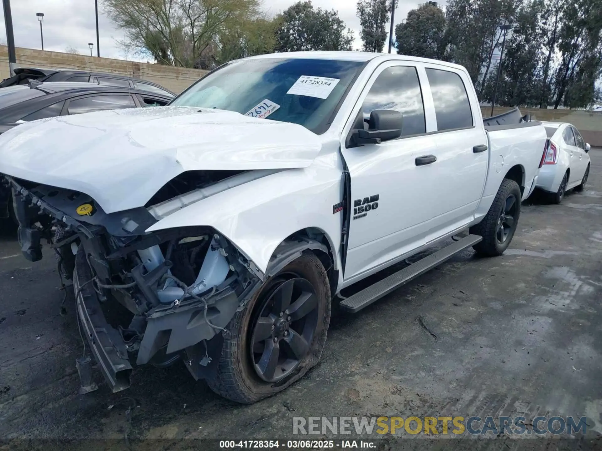 2 Photograph of a damaged car 1C6RR6KT4KS521048 RAM 1500 CLASSIC 2019