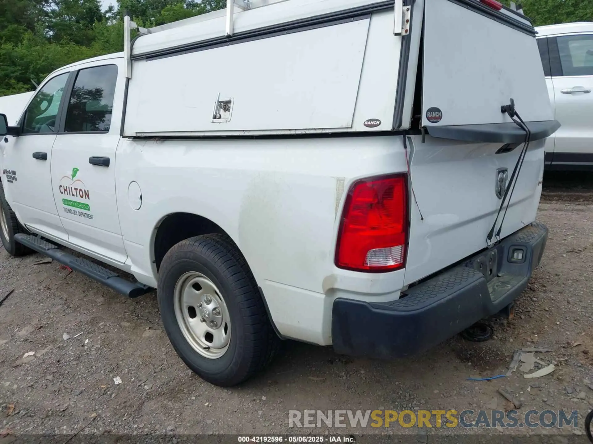 3 Фотография поврежденного автомобиля 1C6RR6KT7KS600679 RAM 1500 CLASSIC 2019