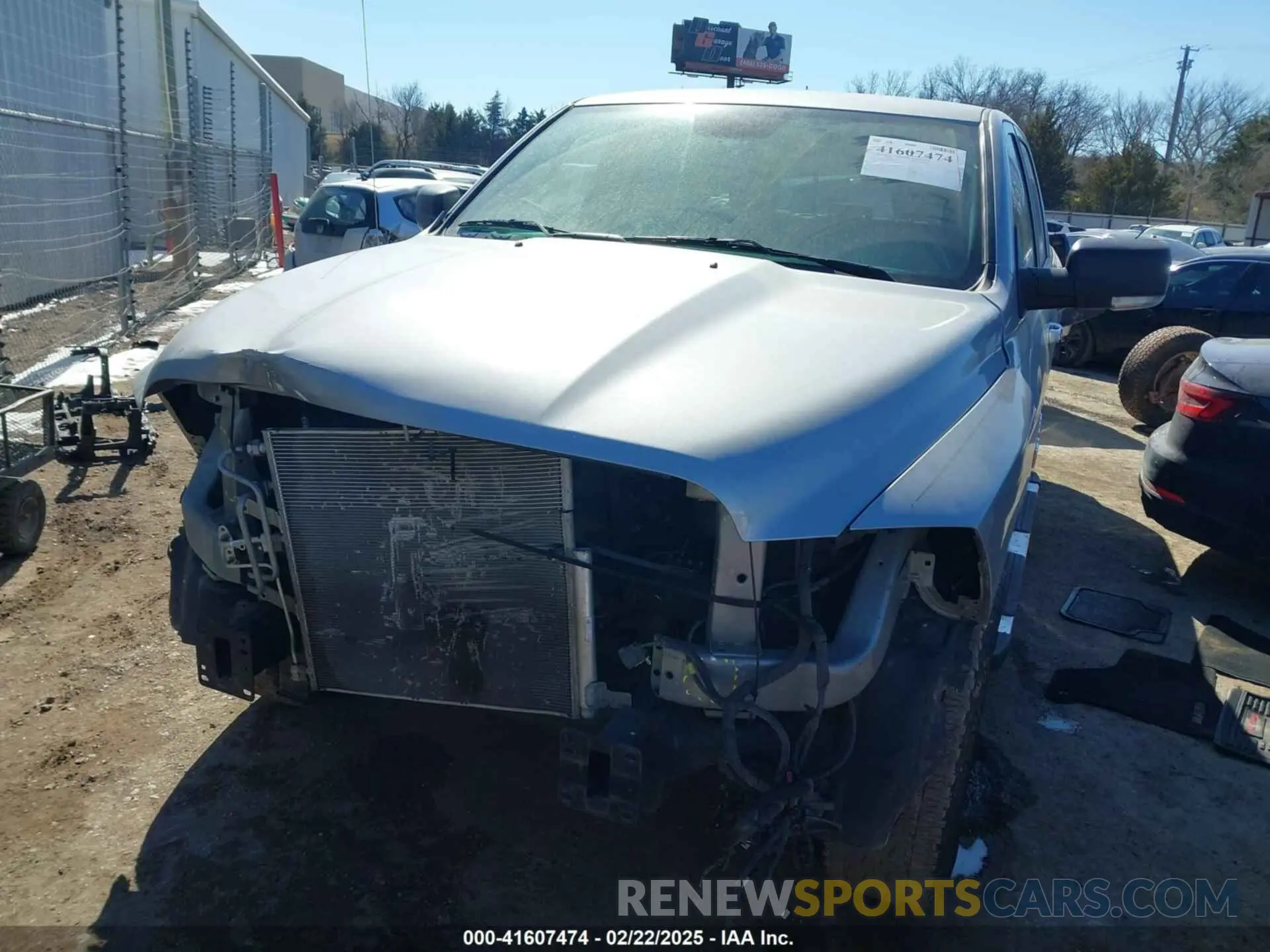 6 Фотография поврежденного автомобиля 1C6RR6LT0KS604104 RAM 1500 CLASSIC 2019