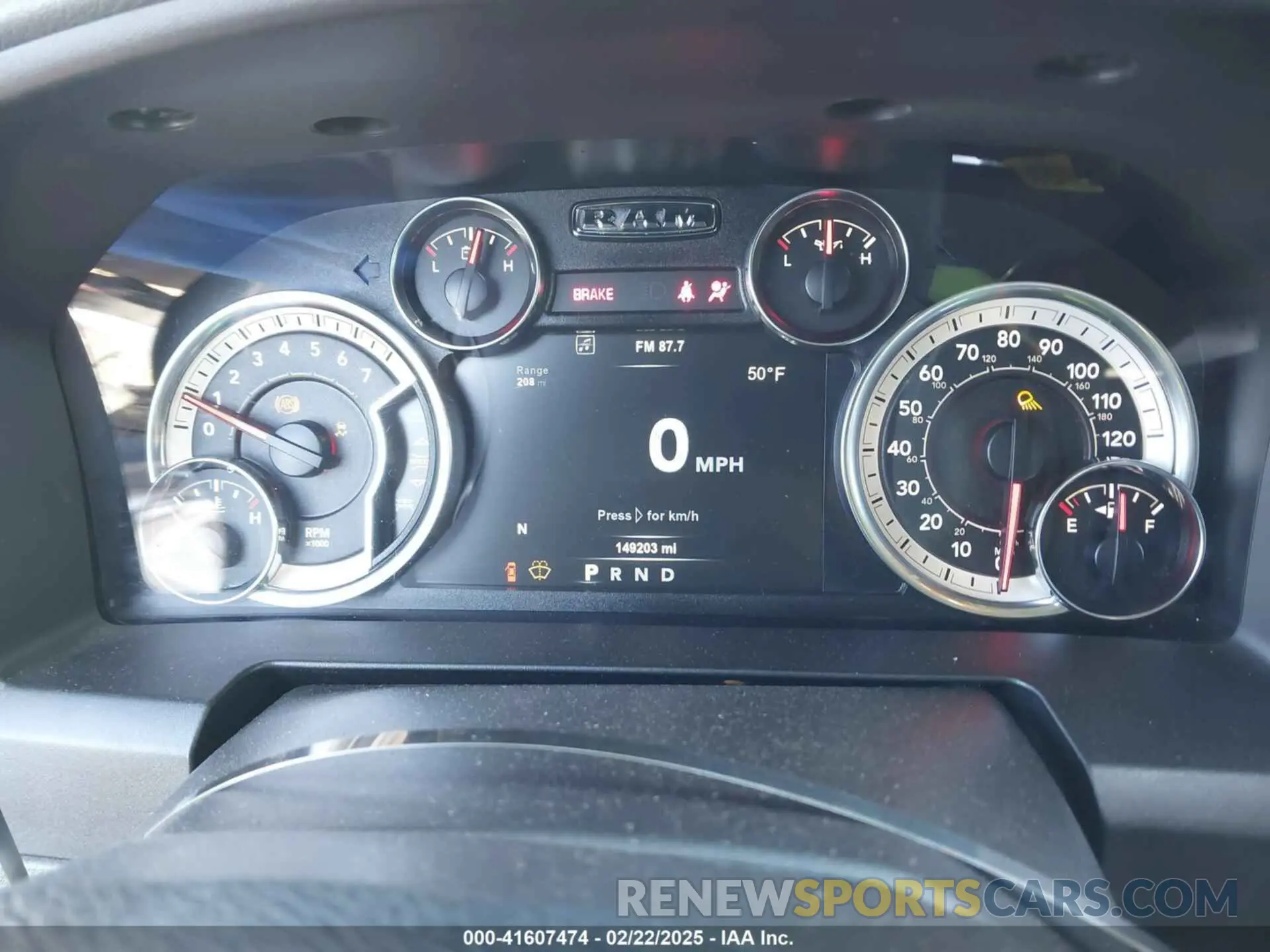 7 Фотография поврежденного автомобиля 1C6RR6LT0KS604104 RAM 1500 CLASSIC 2019