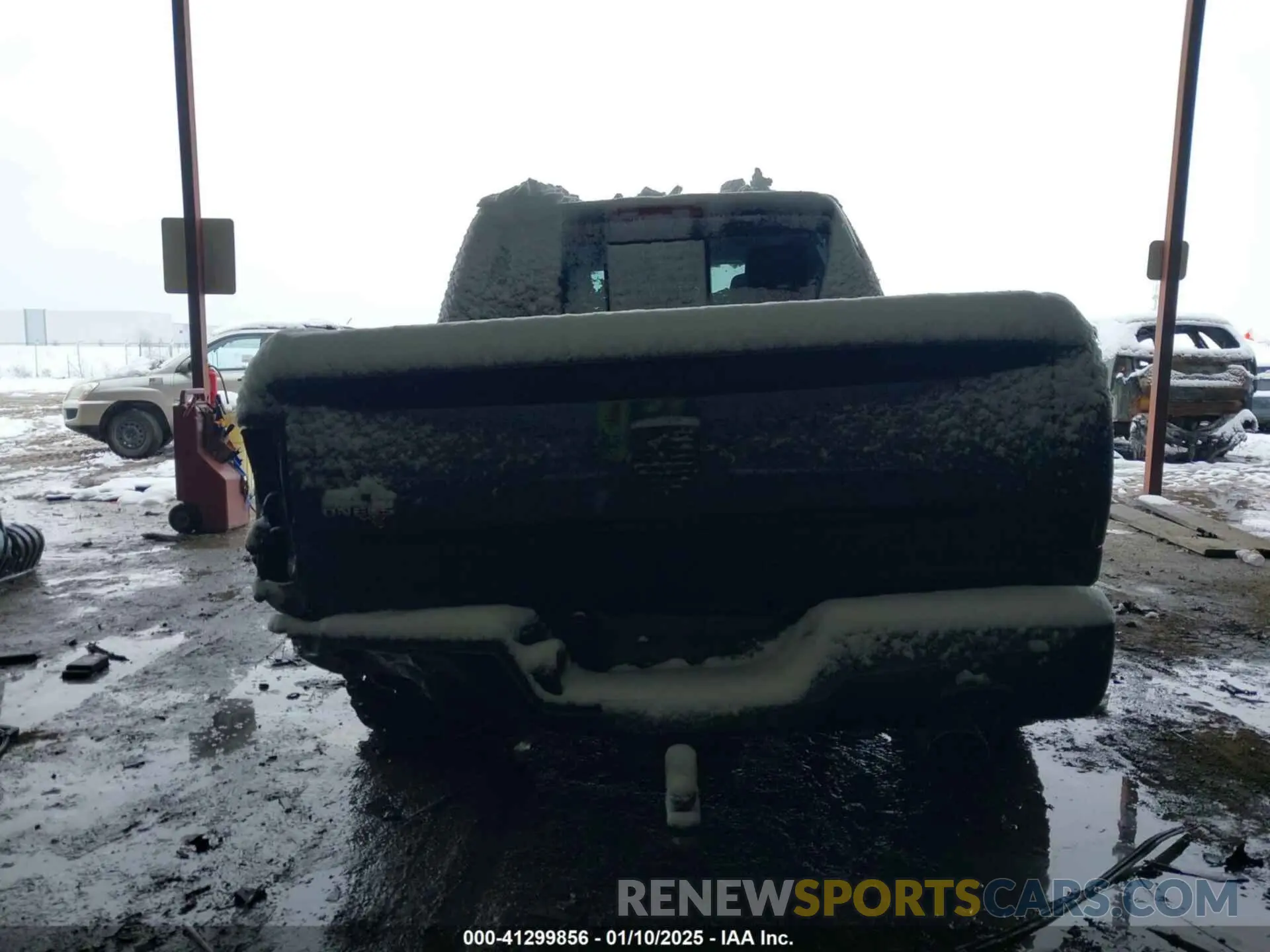 15 Photograph of a damaged car 1C6RR6LT7KS539154 RAM 1500 CLASSIC 2019