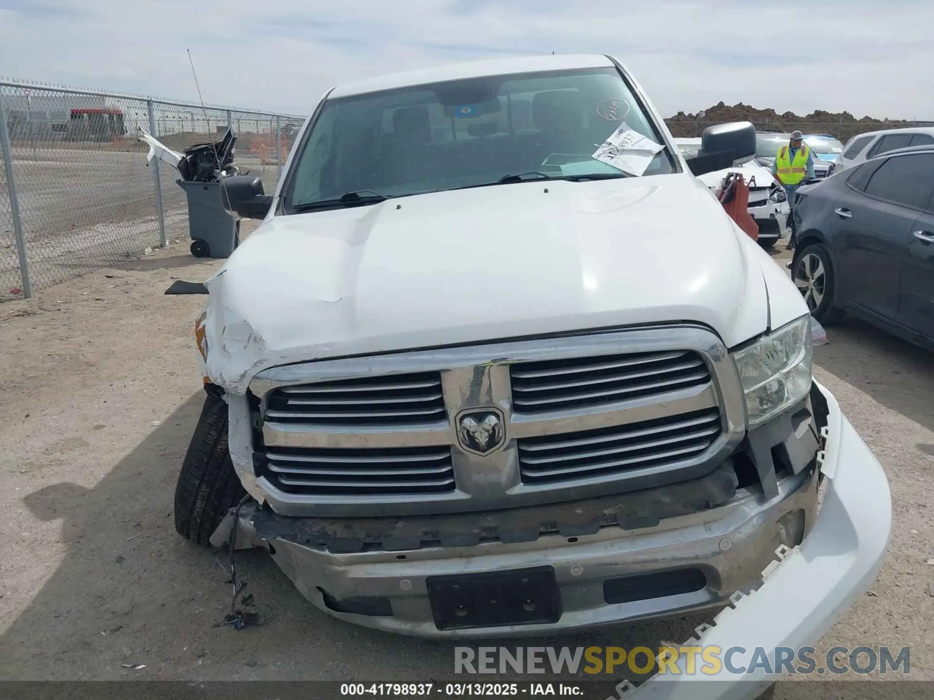 11 Photograph of a damaged car 1C6RR6LT7KS564197 RAM 1500 CLASSIC 2019