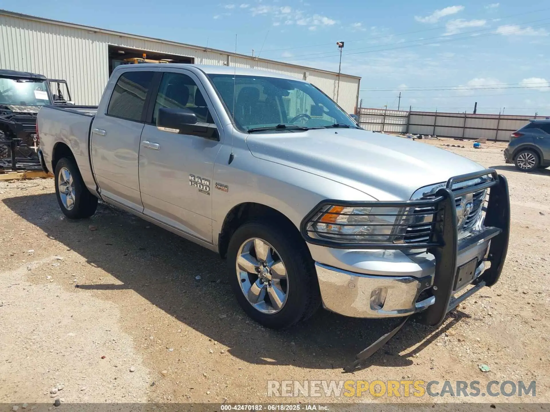 1 Photograph of a damaged car 1C6RR6LT9KS564282 RAM 1500 CLASSIC 2019