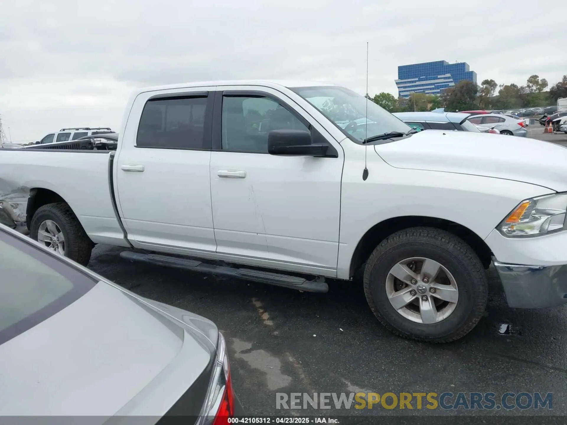 14 Photograph of a damaged car 1C6RR6TT3KS532511 RAM 1500 CLASSIC 2019