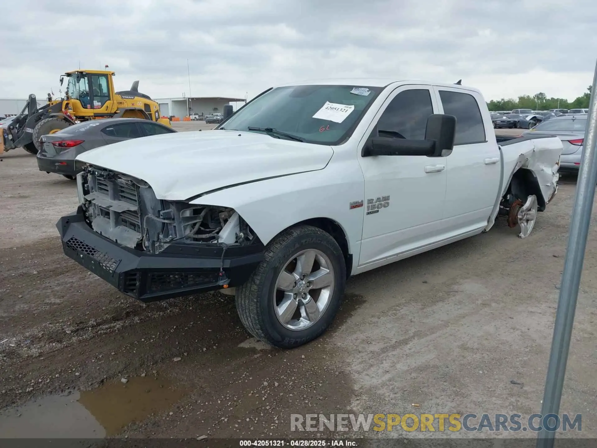 2 Photograph of a damaged car 1C6RR6TT5KS722052 RAM 1500 CLASSIC 2019