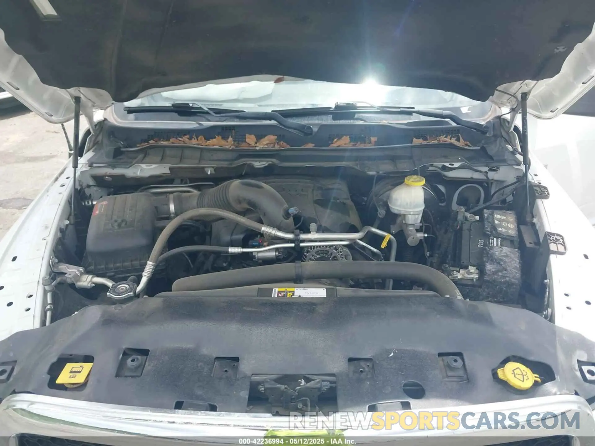 10 Фотография поврежденного автомобиля 1C6RR6TT6KS613101 RAM 1500 CLASSIC 2019
