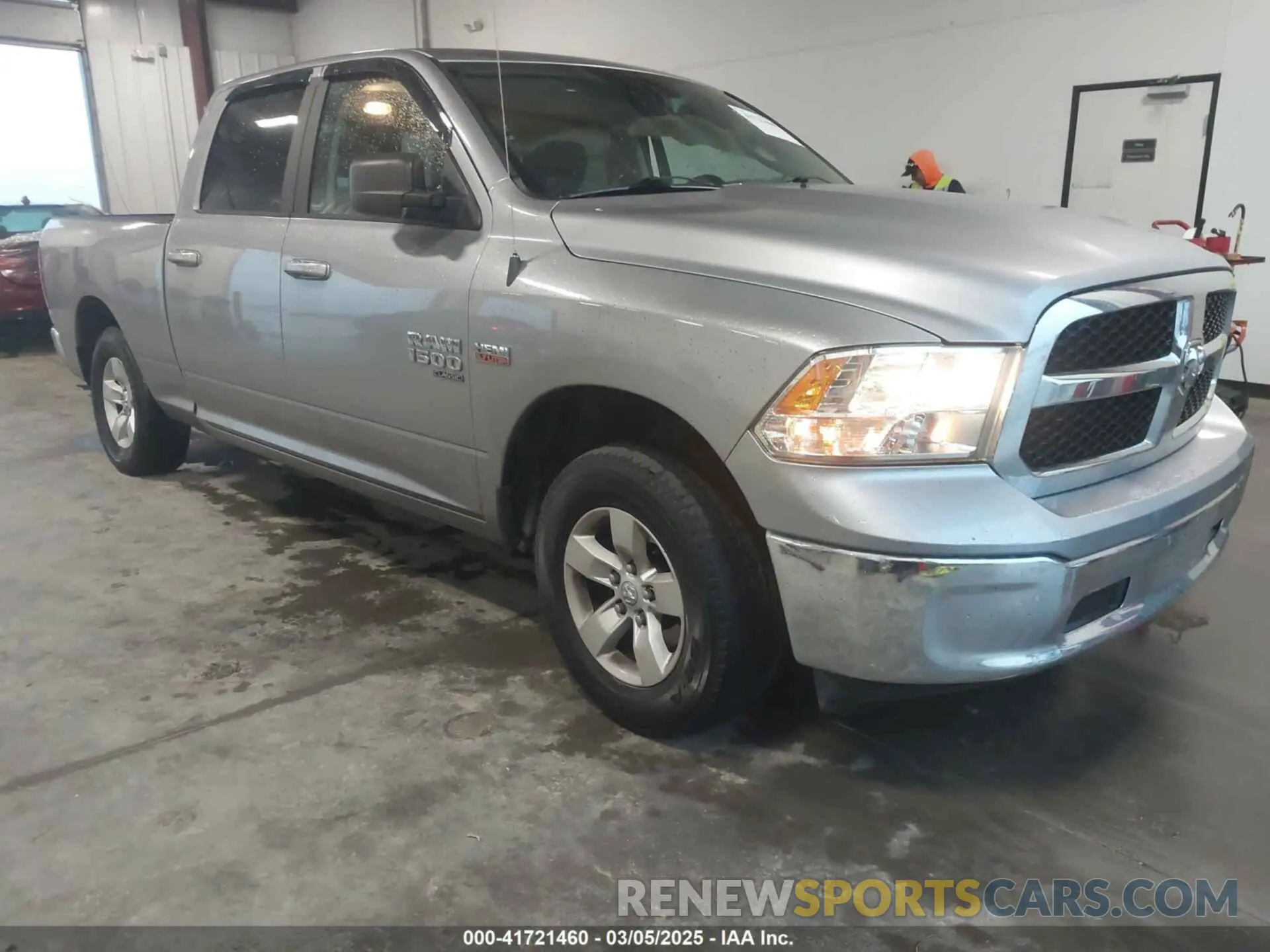 1 Photograph of a damaged car 1C6RR6TT6KS712064 RAM 1500 CLASSIC 2019