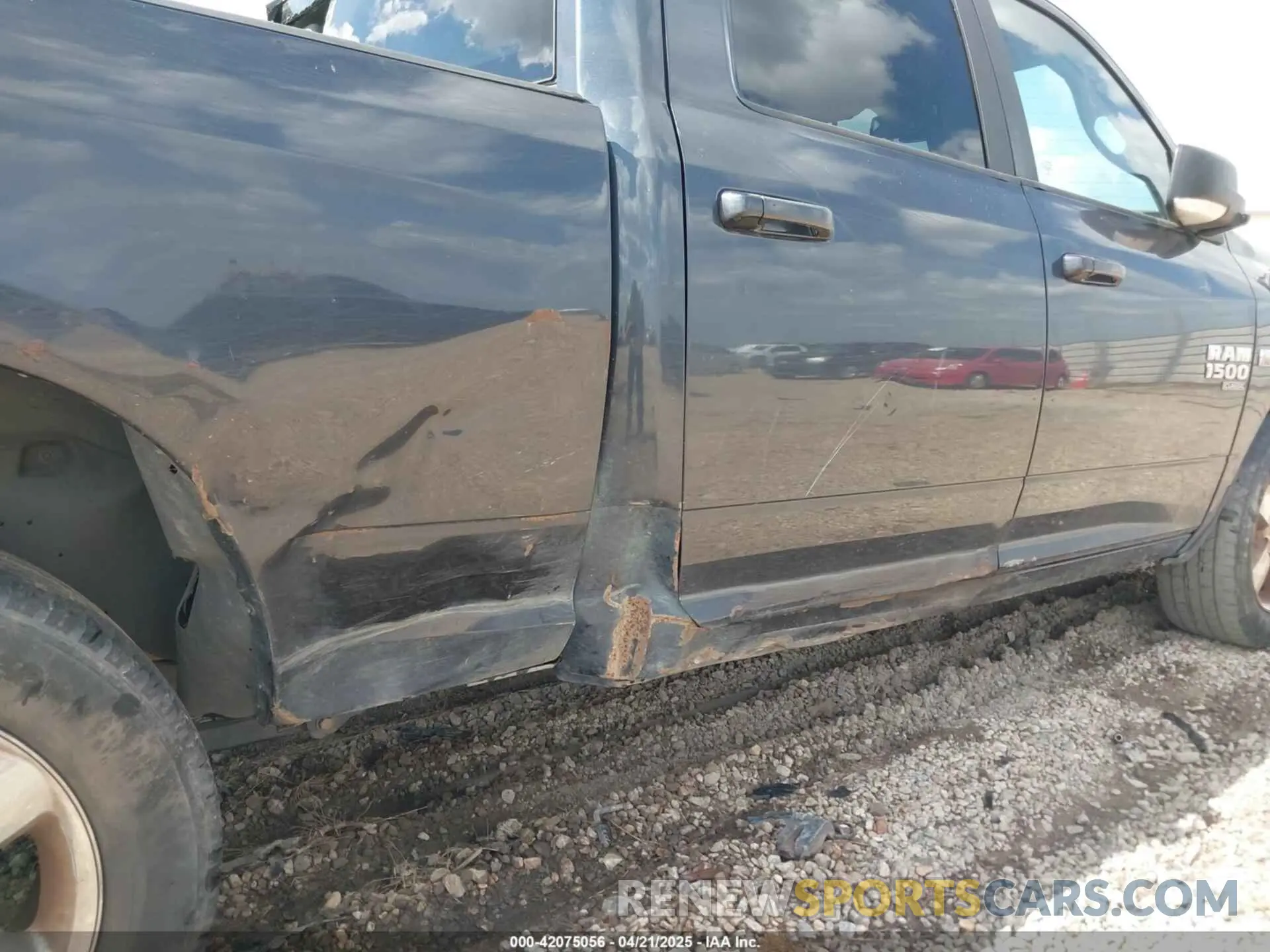 6 Photograph of a damaged car 1C6RR6TT7KS711649 RAM 1500 CLASSIC 2019