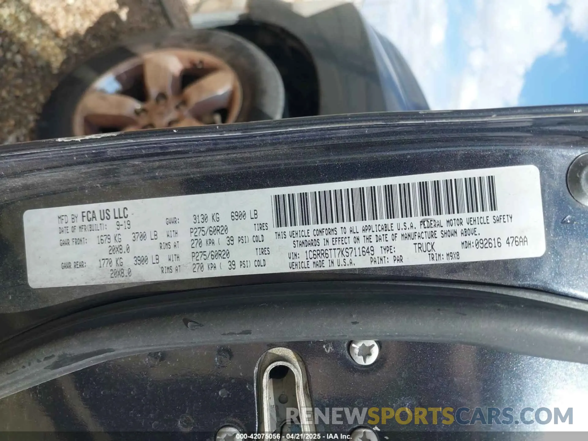 9 Photograph of a damaged car 1C6RR6TT7KS711649 RAM 1500 CLASSIC 2019