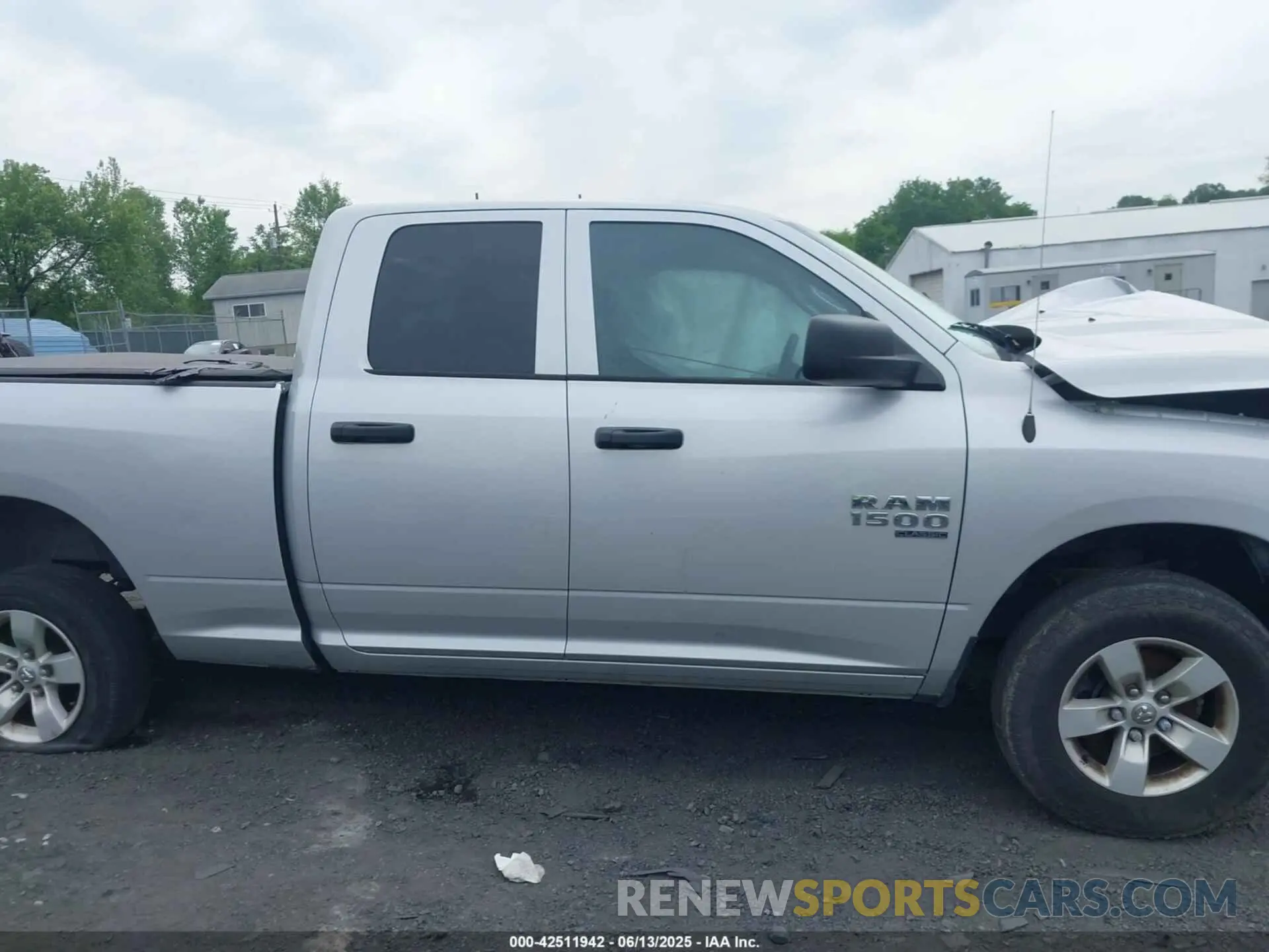 13 Photograph of a damaged car 1C6RR7FG0KS506159 RAM 1500 CLASSIC 2019