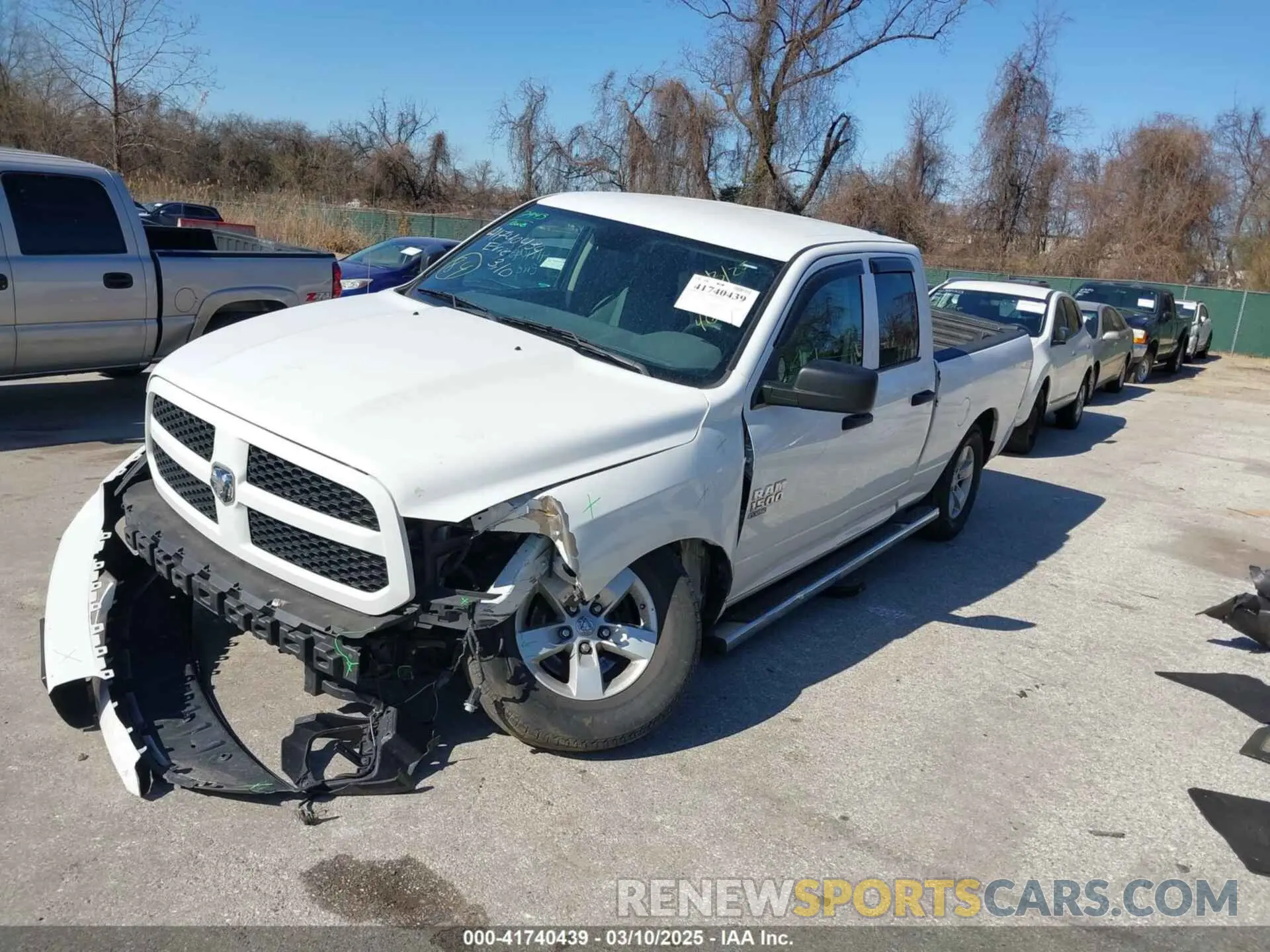 2 Фотография поврежденного автомобиля 1C6RR7FG0KS532230 RAM 1500 CLASSIC 2019
