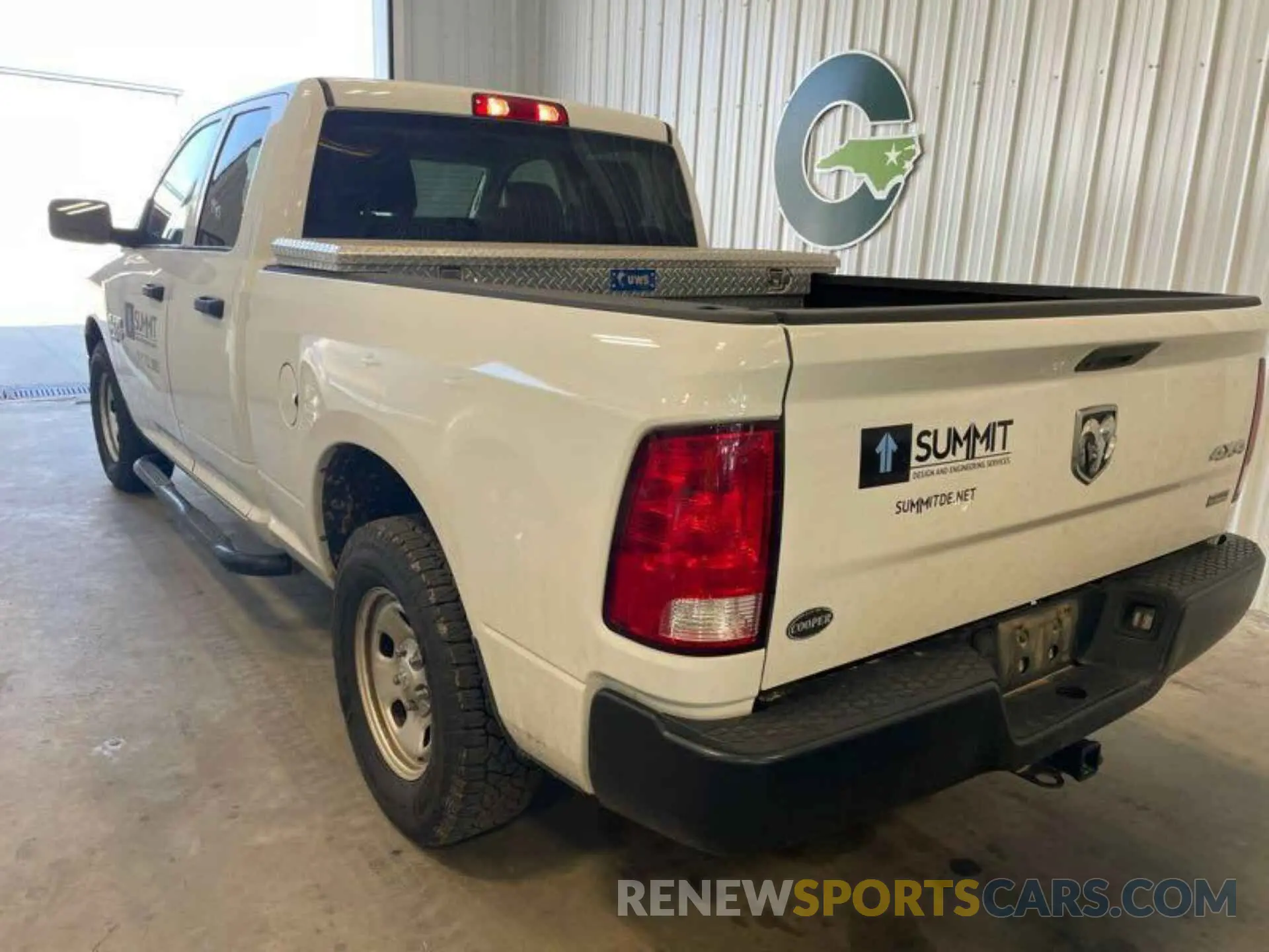 1 Фотография поврежденного автомобиля 1C6RR7FG5KS602112 RAM 1500 CLASSIC 2019