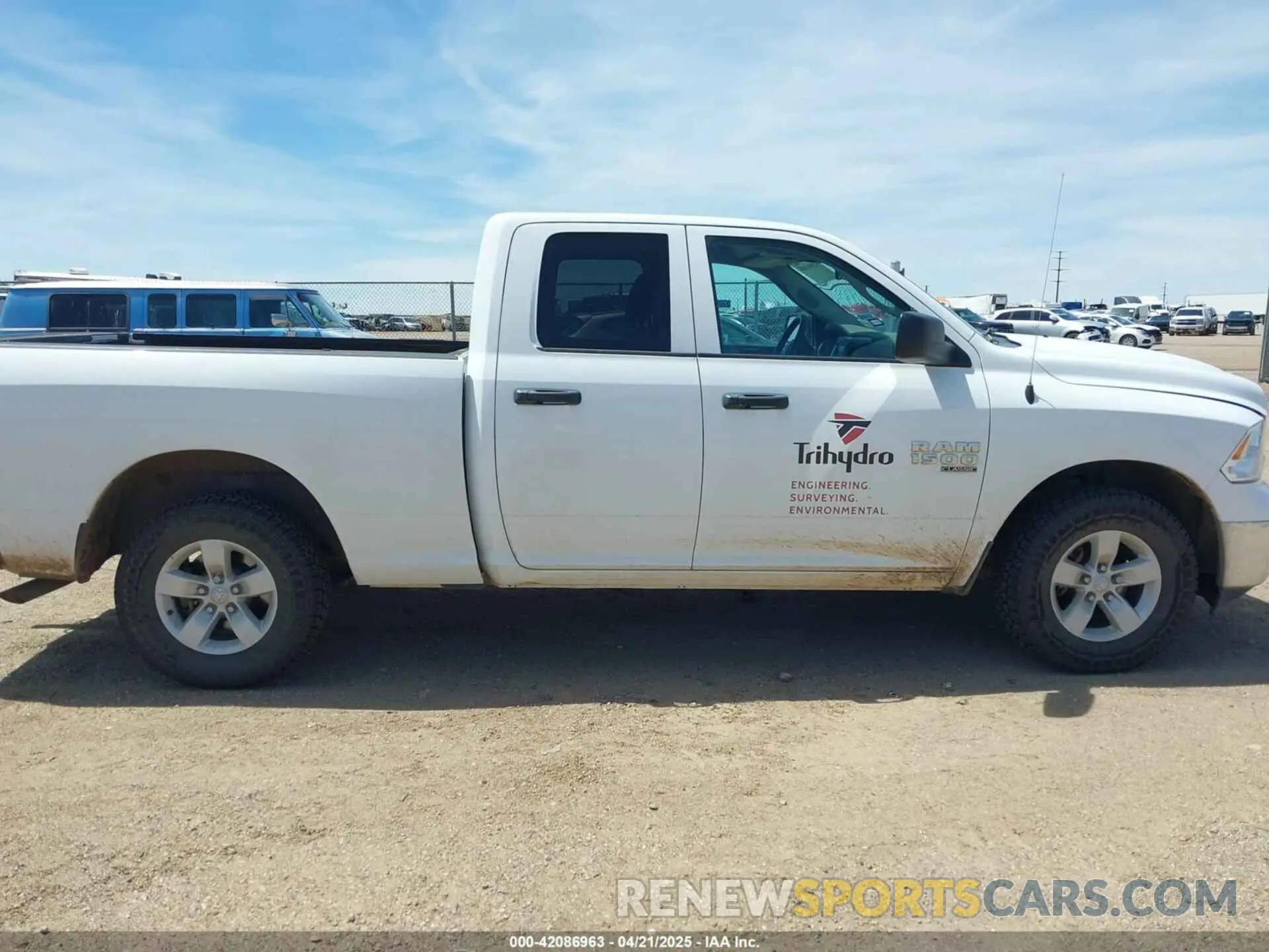 13 Photograph of a damaged car 1C6RR7FG6KS590438 RAM 1500 CLASSIC 2019