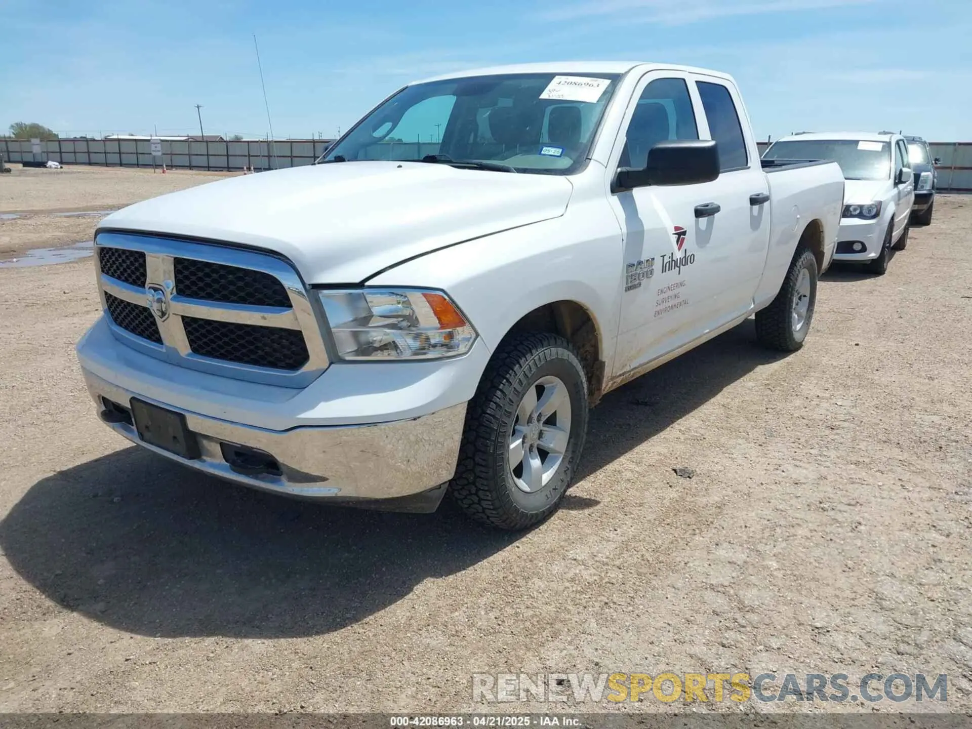 2 Photograph of a damaged car 1C6RR7FG6KS590438 RAM 1500 CLASSIC 2019