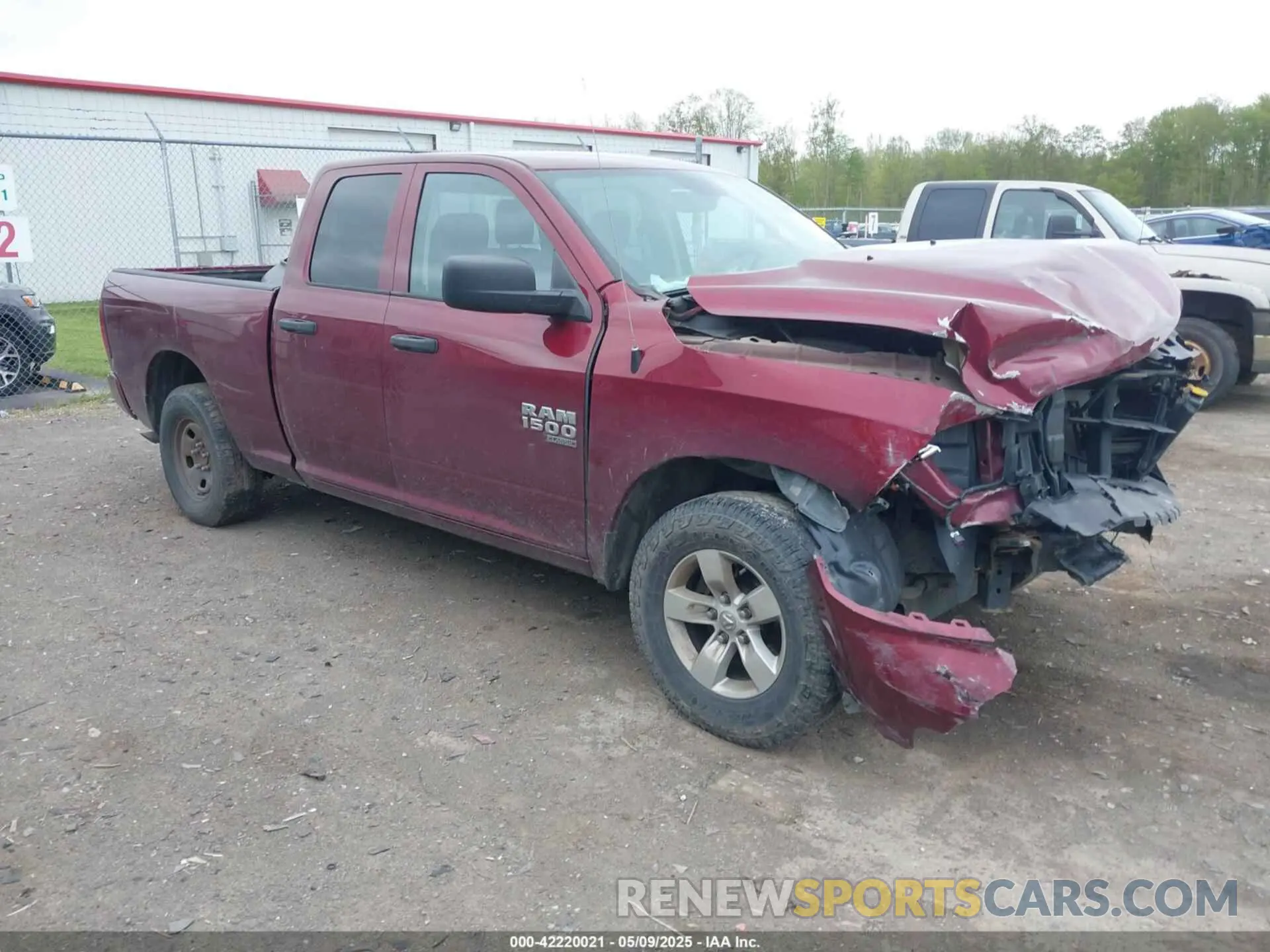 1 Фотография поврежденного автомобиля 1C6RR7FG7KS501699 RAM 1500 CLASSIC 2019