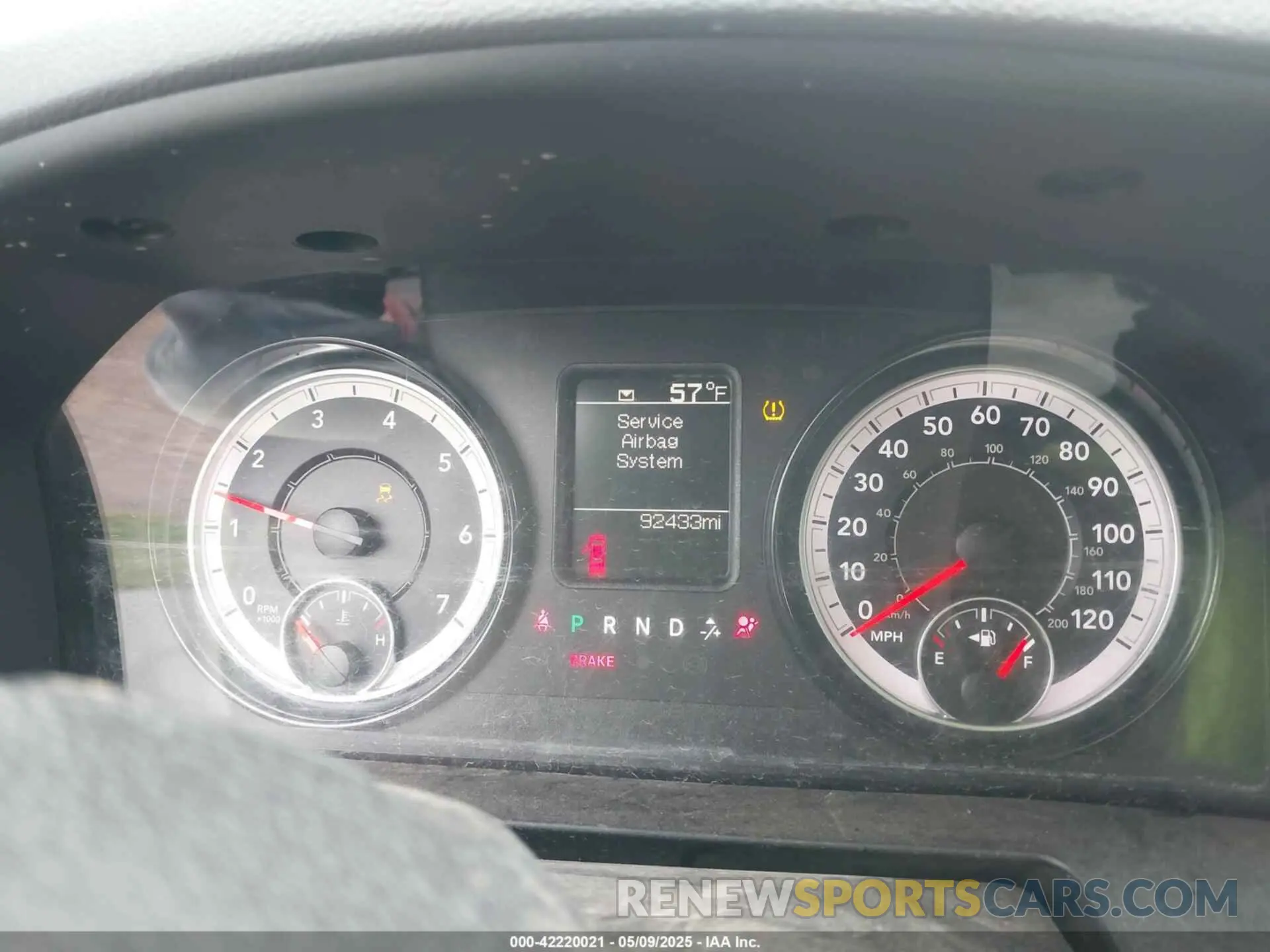 7 Фотография поврежденного автомобиля 1C6RR7FG7KS501699 RAM 1500 CLASSIC 2019