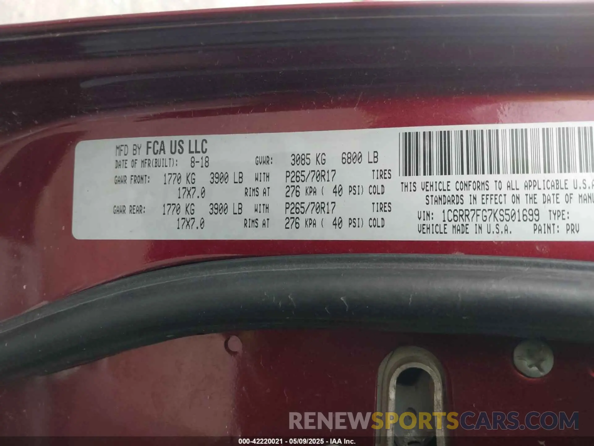 9 Фотография поврежденного автомобиля 1C6RR7FG7KS501699 RAM 1500 CLASSIC 2019
