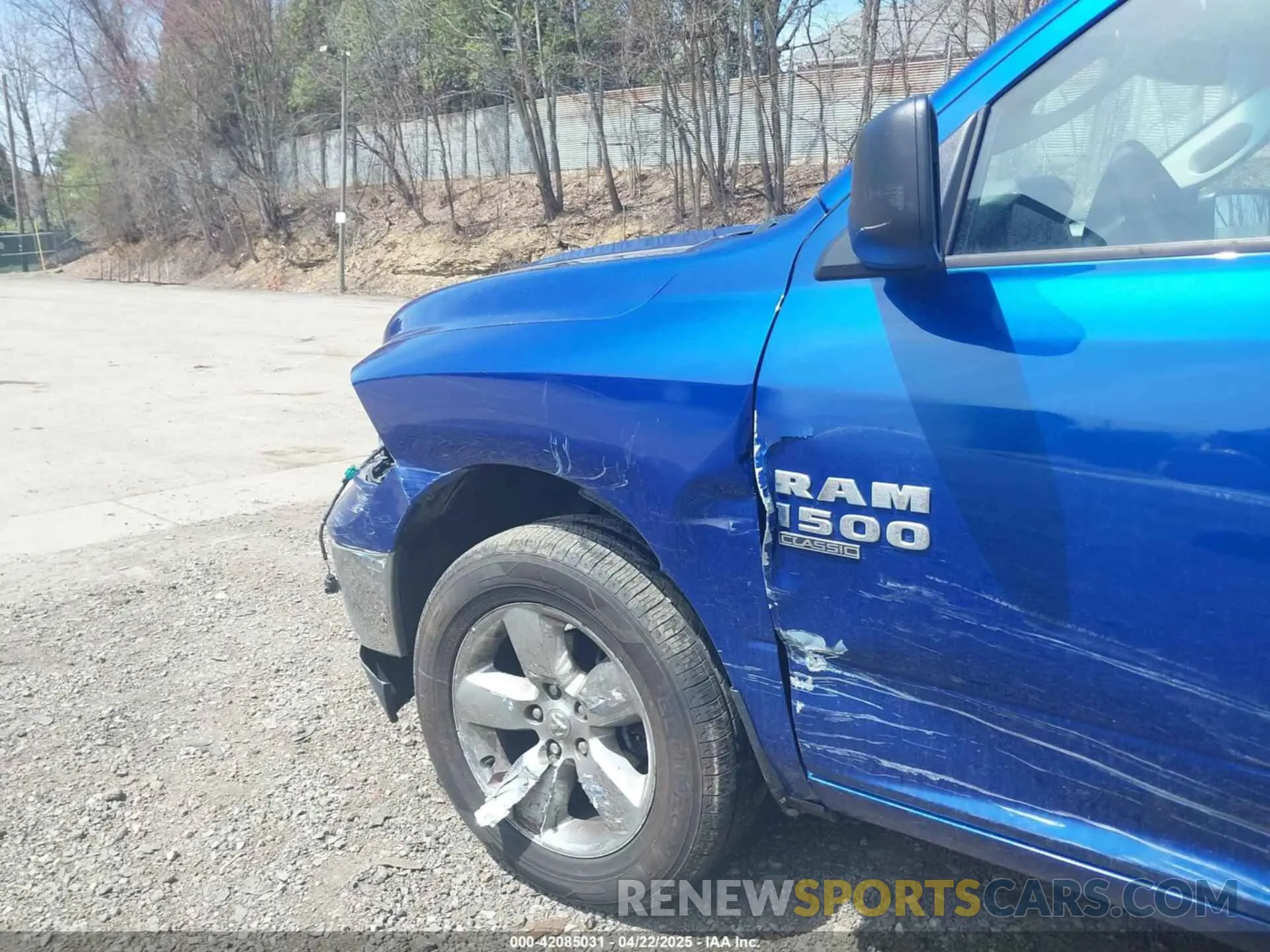 21 Photograph of a damaged car 1C6RR7FG8KS501968 RAM 1500 CLASSIC 2019