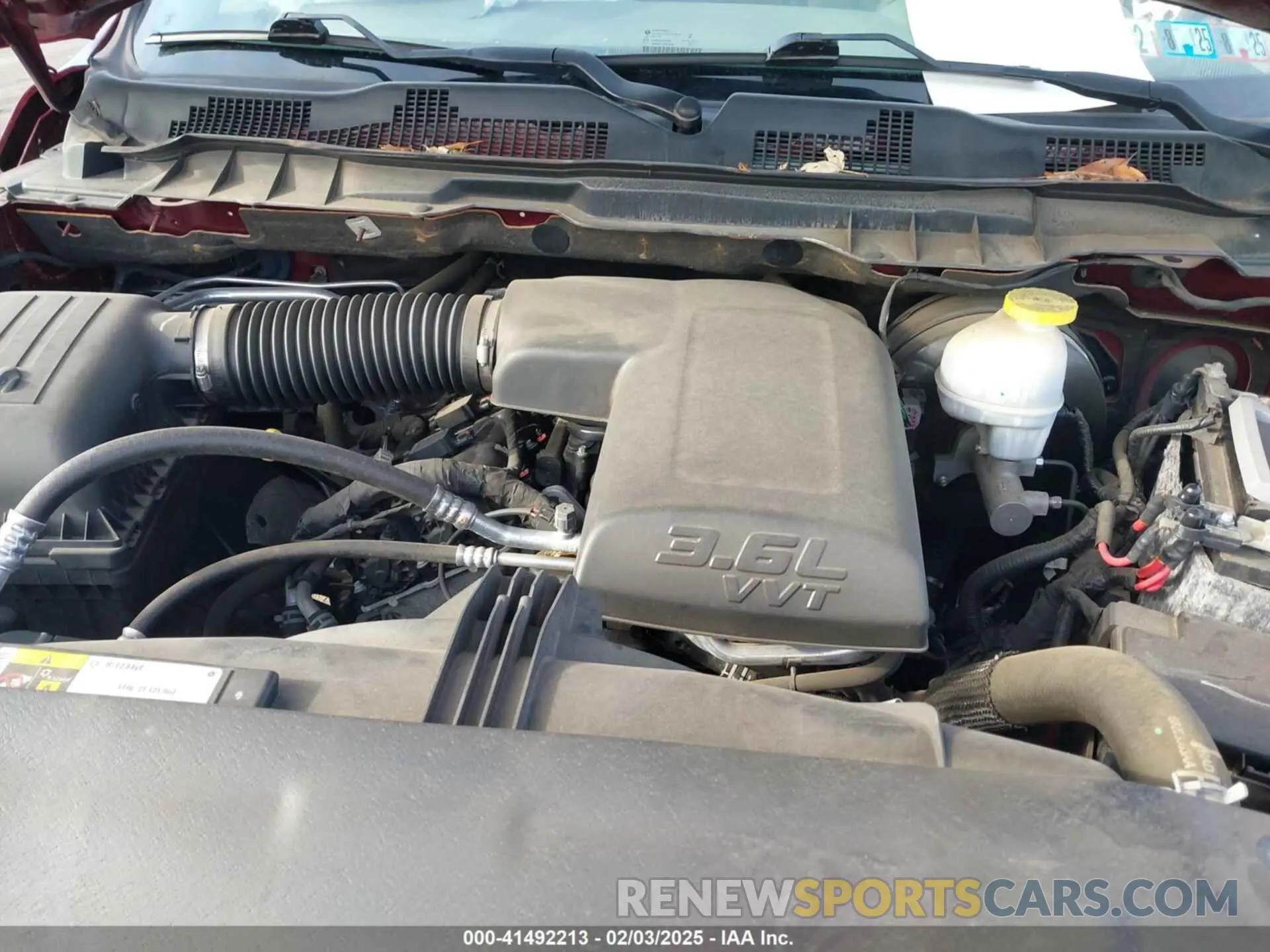 10 Photograph of a damaged car 1C6RR7FGXKS584156 RAM 1500 CLASSIC 2019