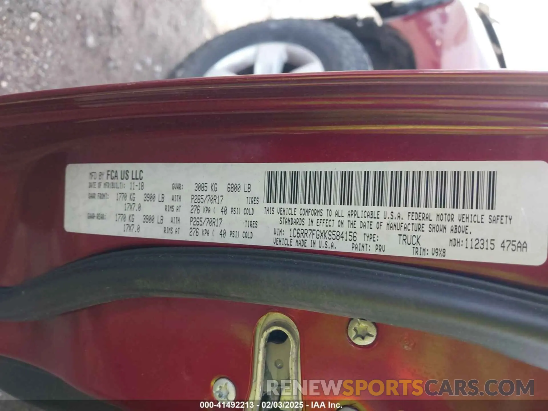 9 Photograph of a damaged car 1C6RR7FGXKS584156 RAM 1500 CLASSIC 2019