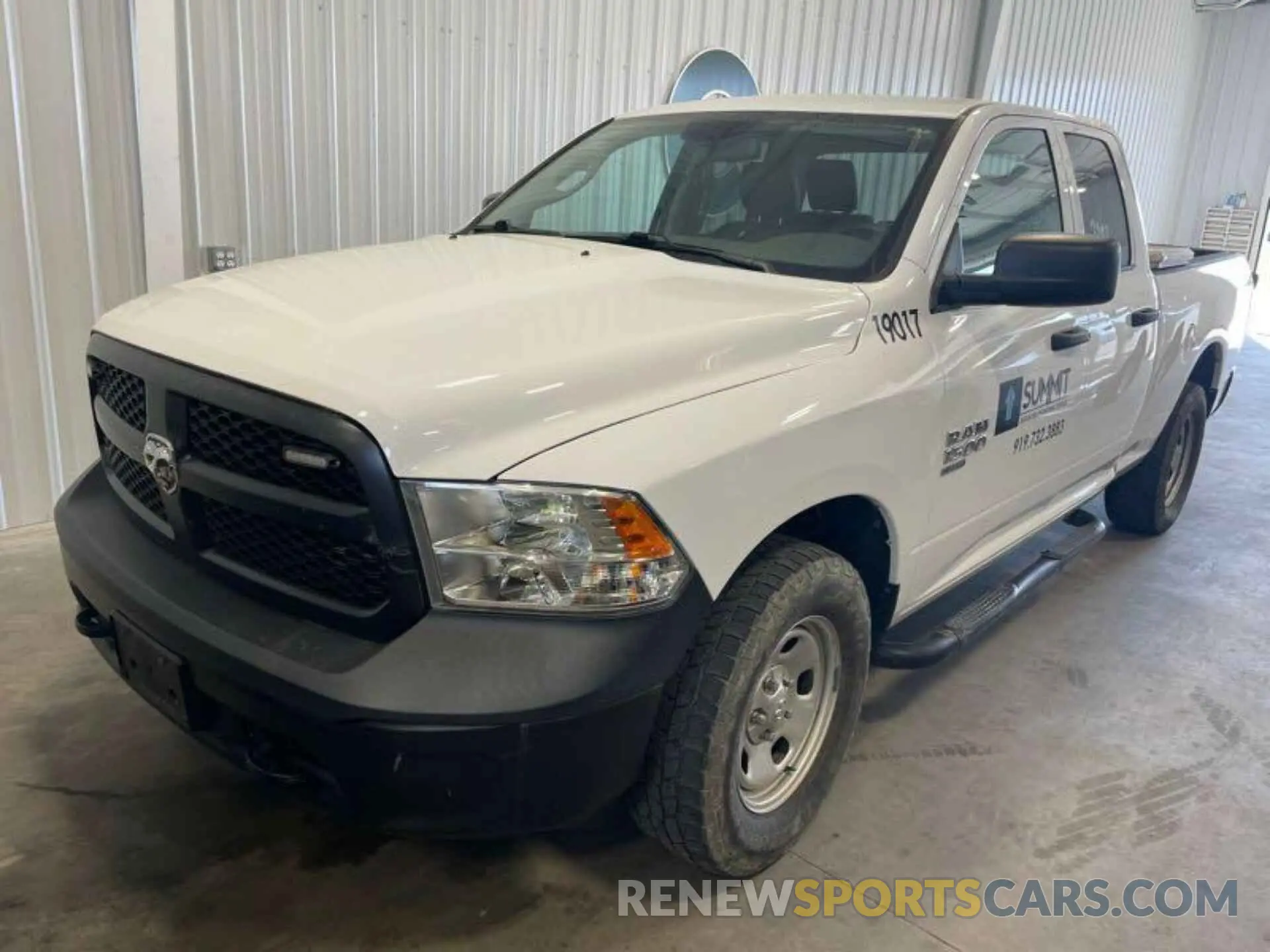 8 Фотография поврежденного автомобиля 1C6RR7FGXKS607046 RAM 1500 CLASSIC 2019