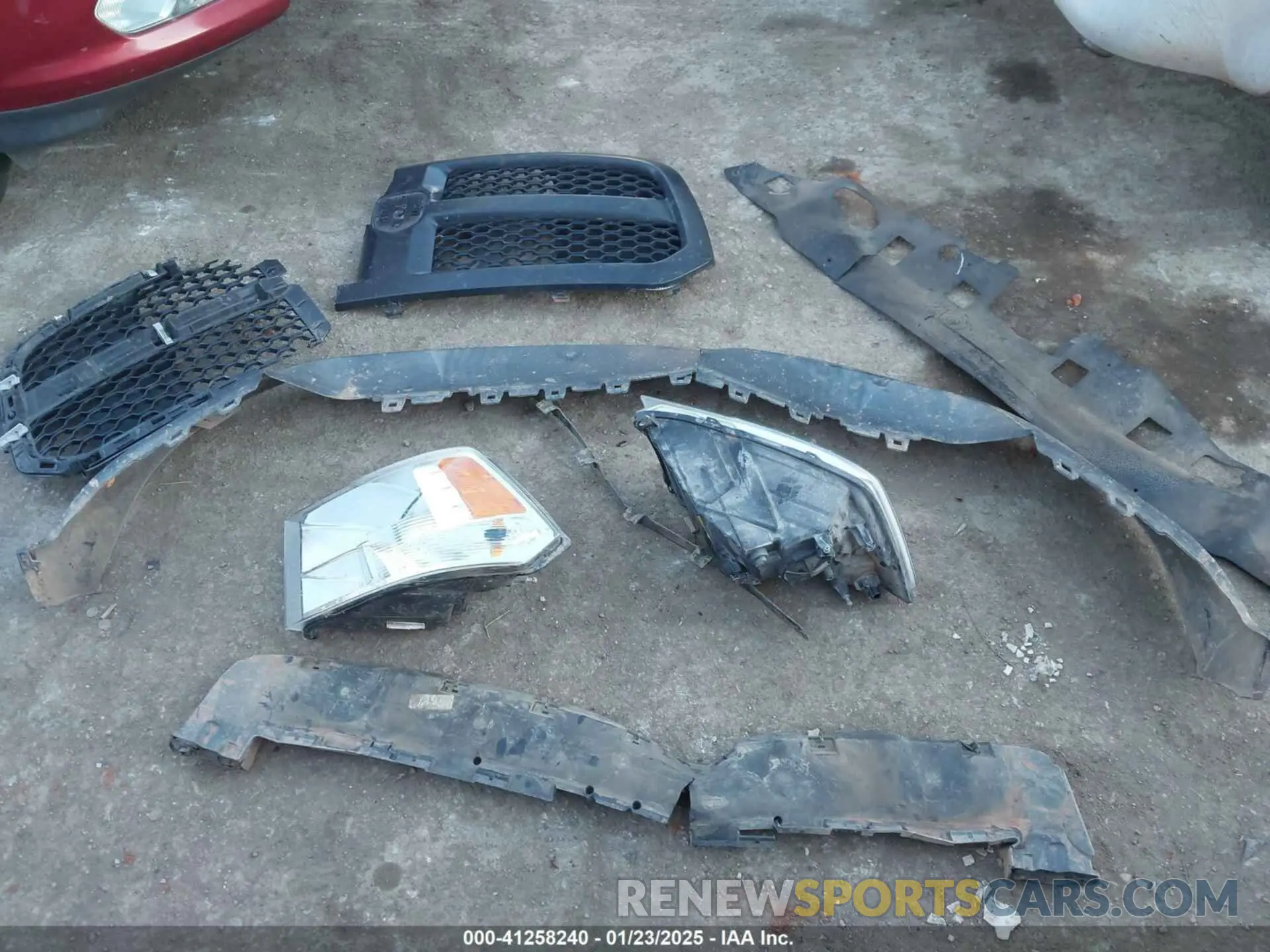 12 Photograph of a damaged car 1C6RR7FGXKS614045 RAM 1500 CLASSIC 2019