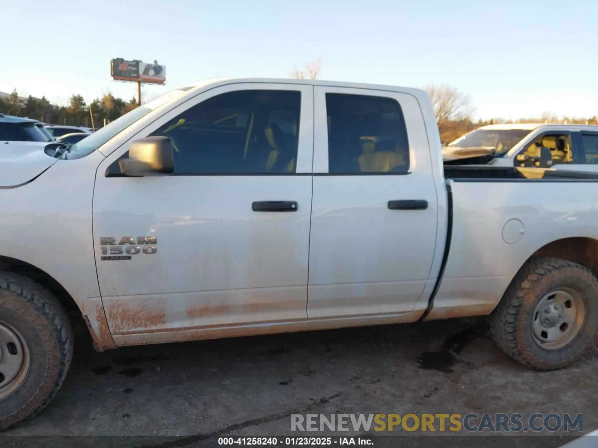 15 Photograph of a damaged car 1C6RR7FGXKS614045 RAM 1500 CLASSIC 2019