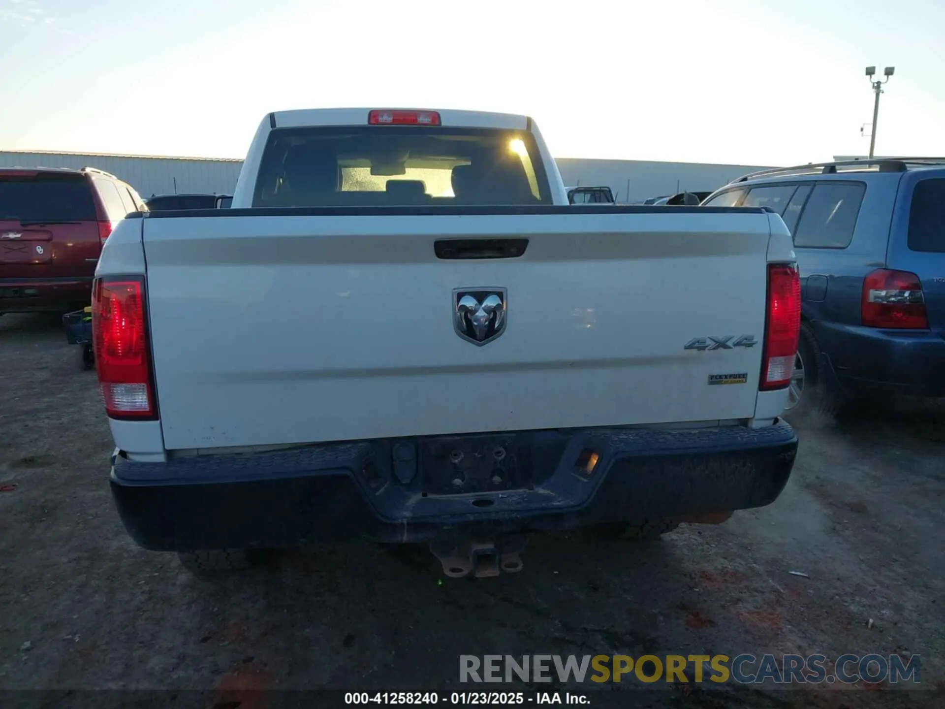 17 Photograph of a damaged car 1C6RR7FGXKS614045 RAM 1500 CLASSIC 2019