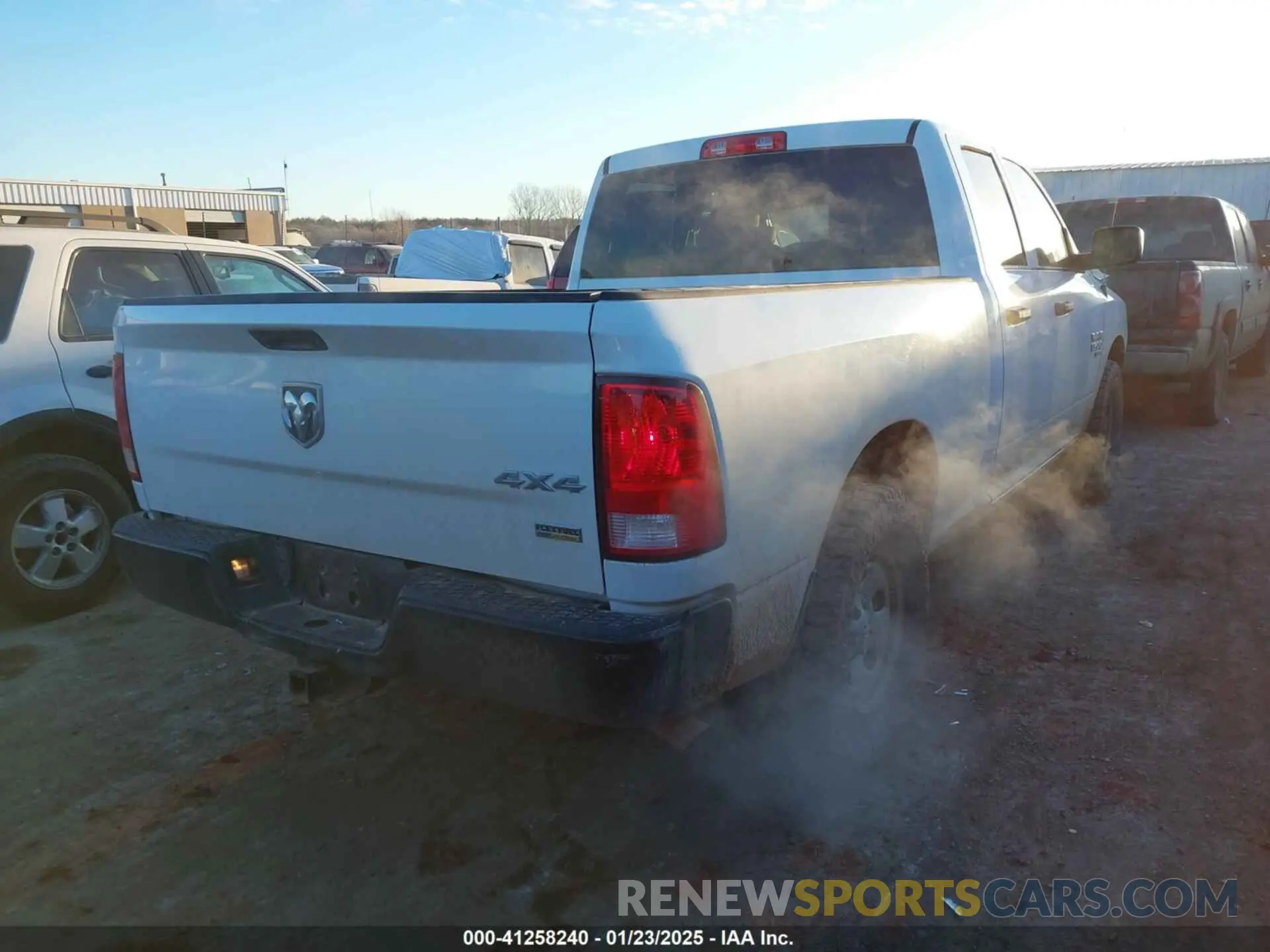 4 Photograph of a damaged car 1C6RR7FGXKS614045 RAM 1500 CLASSIC 2019