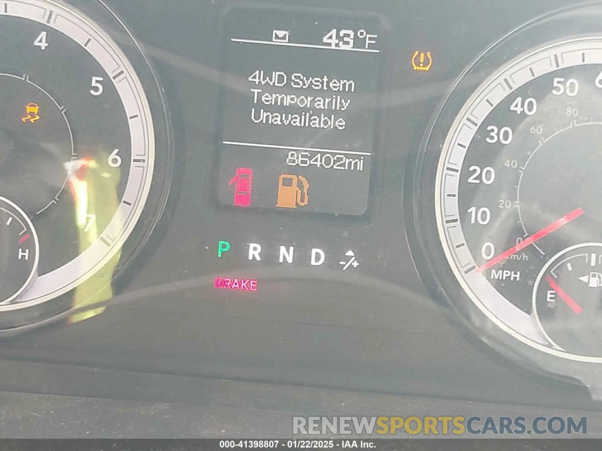 15 Photograph of a damaged car 1C6RR7FGXKS635851 RAM 1500 CLASSIC 2019
