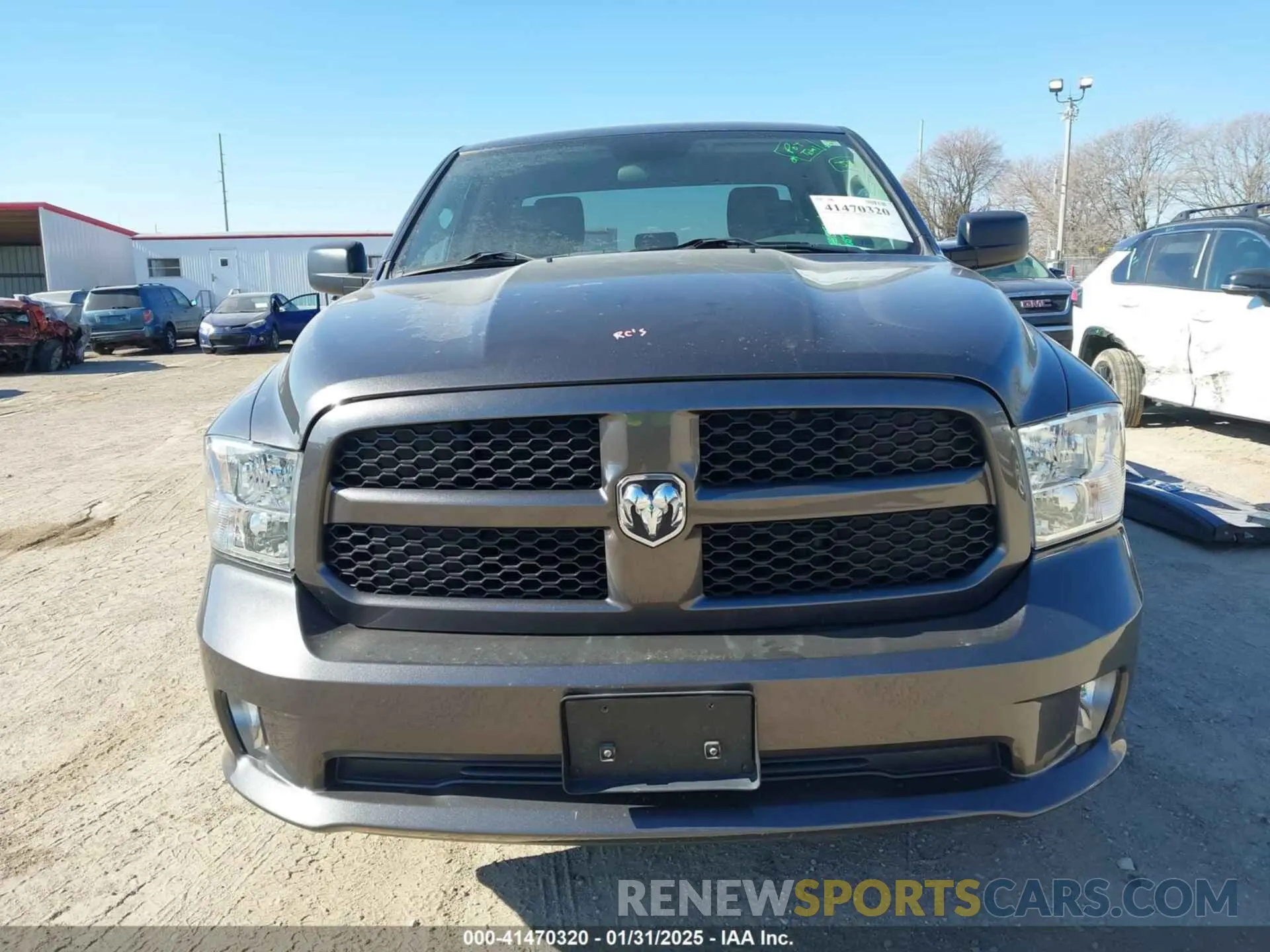 13 Photograph of a damaged car 1C6RR7FT3KS631671 RAM 1500 CLASSIC 2019