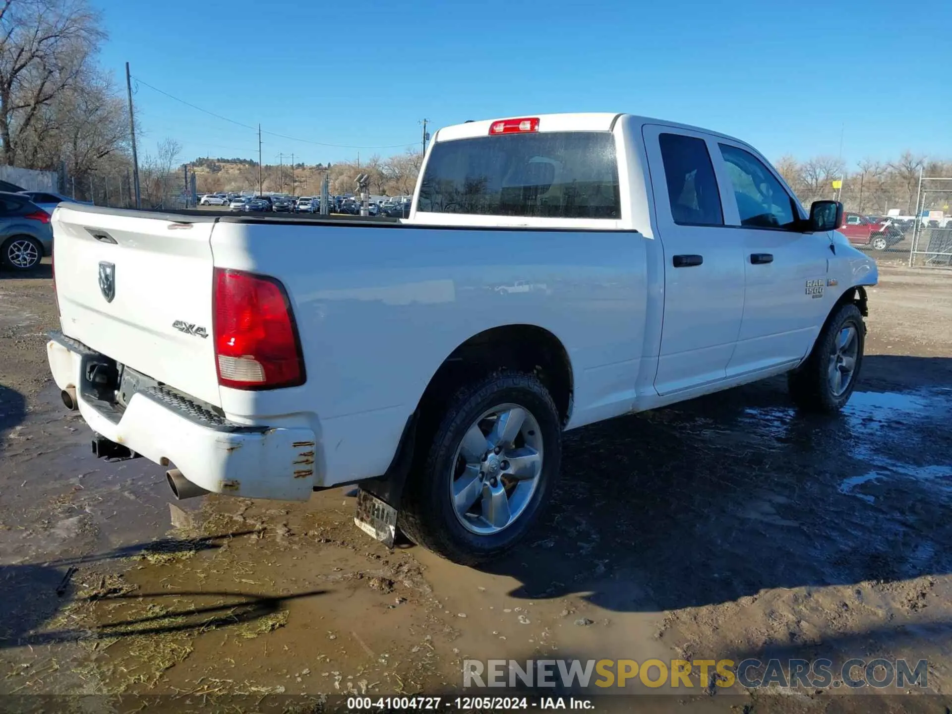 4 Фотография поврежденного автомобиля 1C6RR7FT5KS626746 RAM 1500 CLASSIC 2019