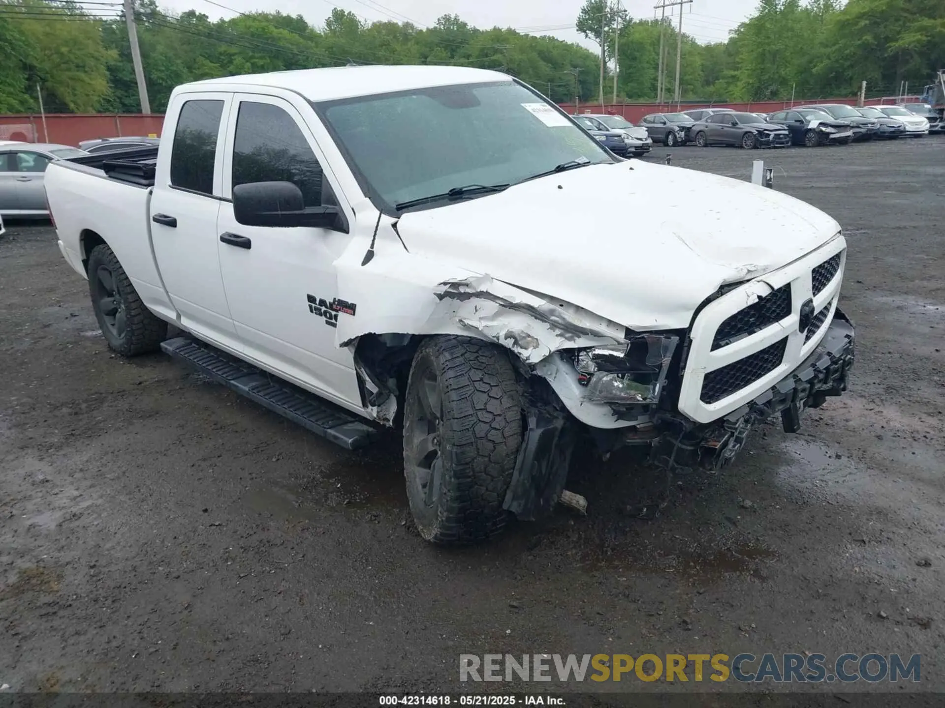 1 Photograph of a damaged car 1C6RR7FT7KS626649 RAM 1500 CLASSIC 2019