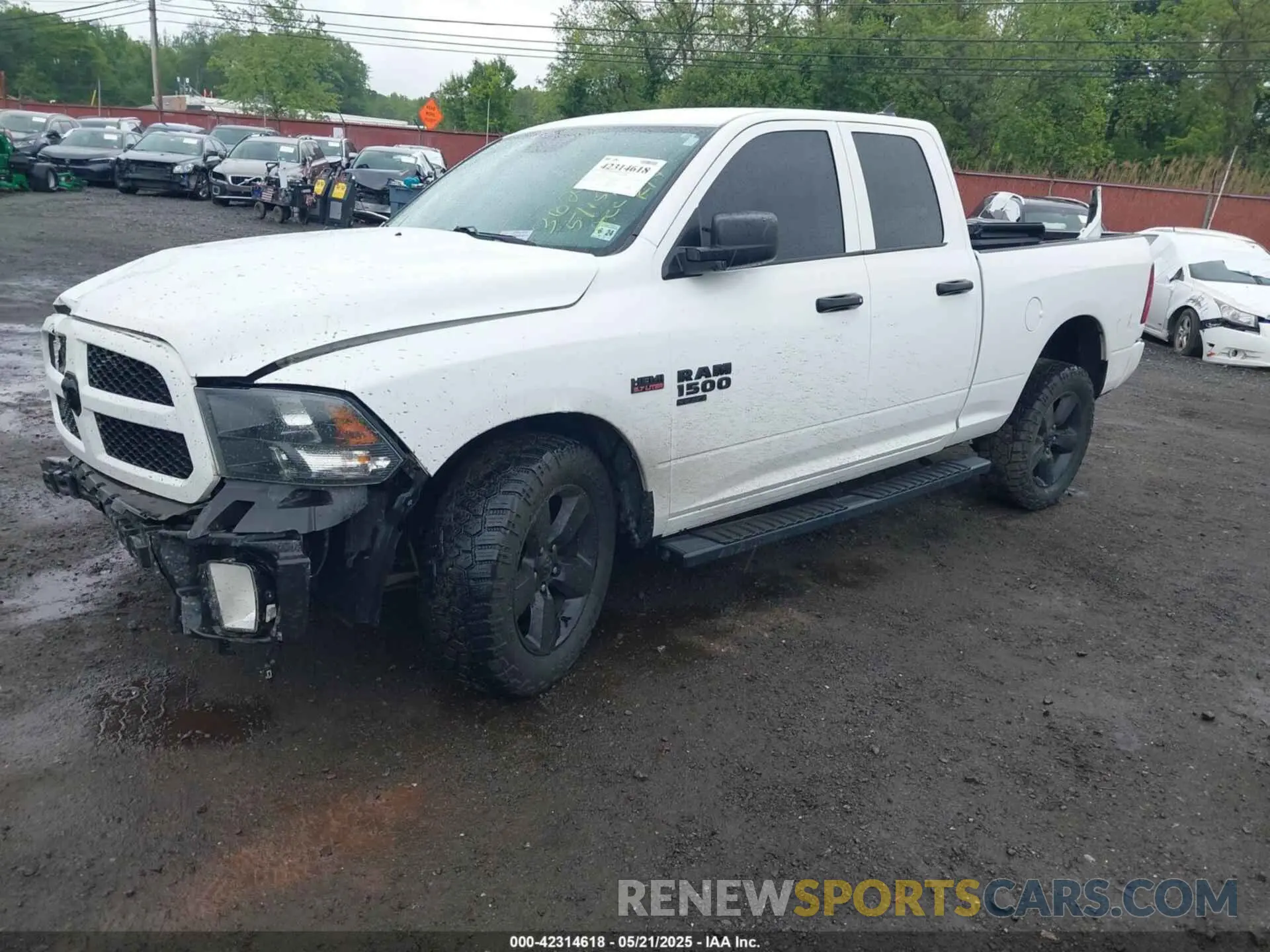 2 Photograph of a damaged car 1C6RR7FT7KS626649 RAM 1500 CLASSIC 2019