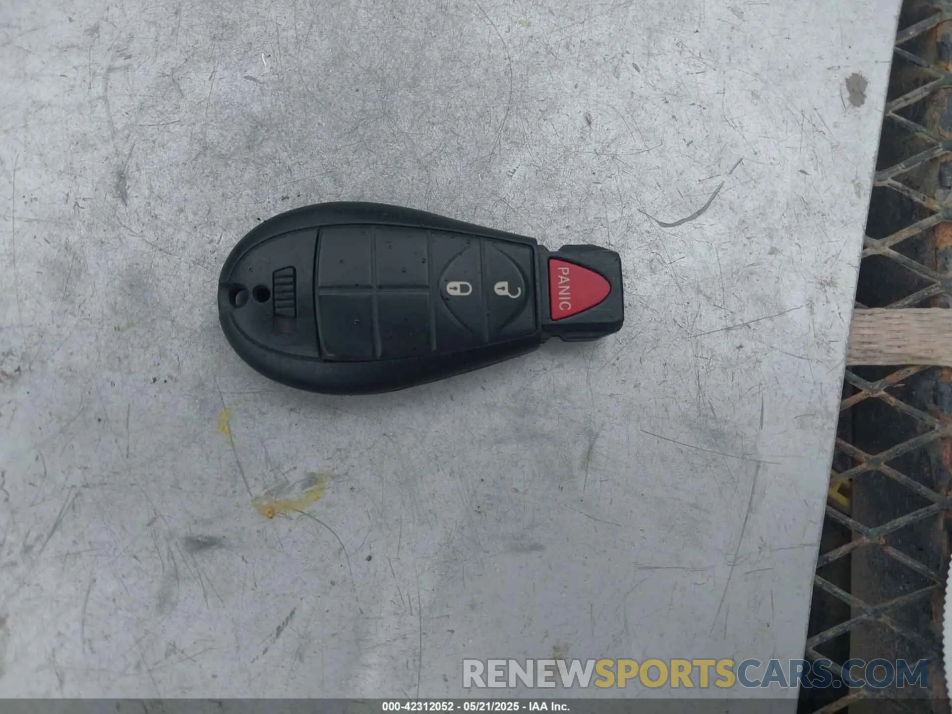 11 Фотография поврежденного автомобиля 1C6RR7GGXKS616991 RAM 1500 CLASSIC 2019
