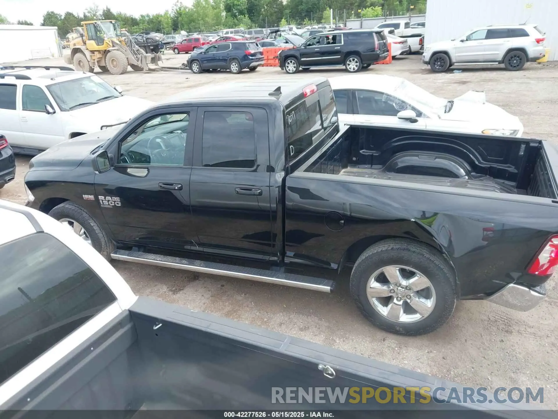 14 Photograph of a damaged car 1C6RR7GT7KS637097 RAM 1500 CLASSIC 2019