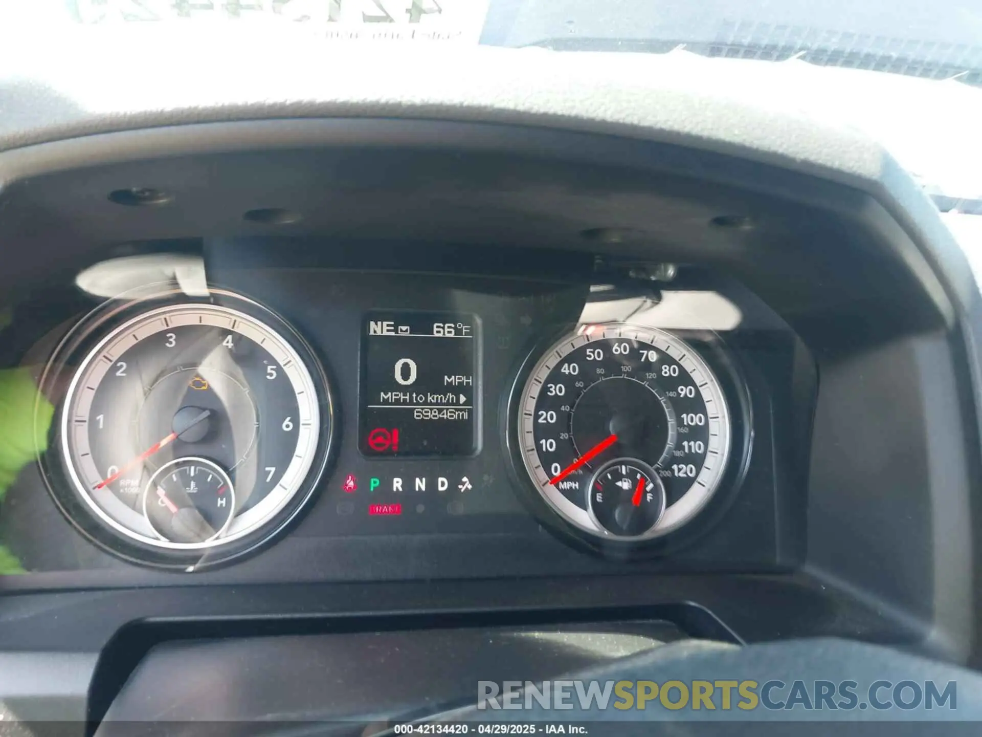 7 Фотография поврежденного автомобиля 1C6RR7KG9KS709945 RAM 1500 CLASSIC 2019
