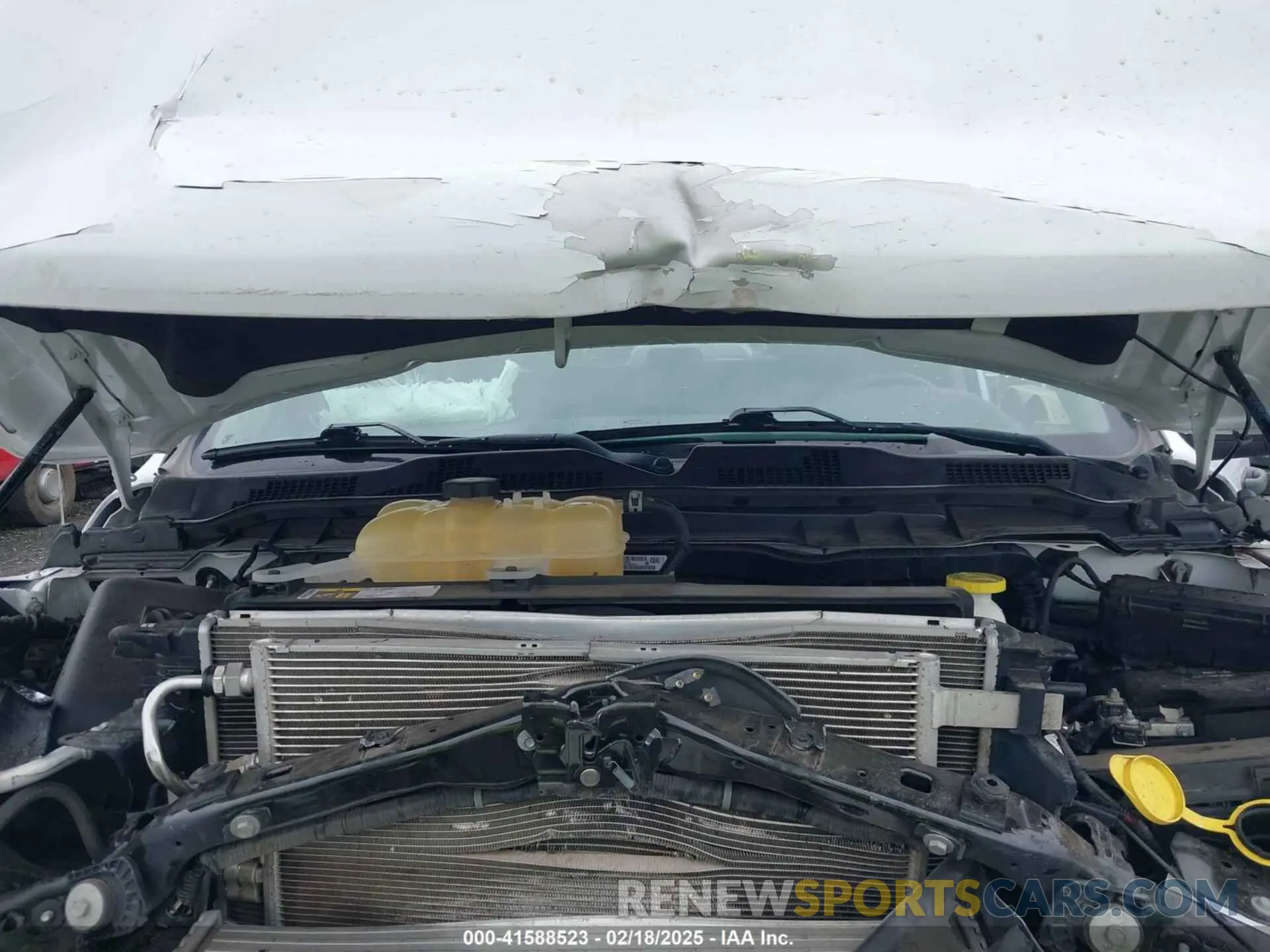 10 Фотография поврежденного автомобиля 1C6RR7KMXKS721009 RAM 1500 CLASSIC 2019