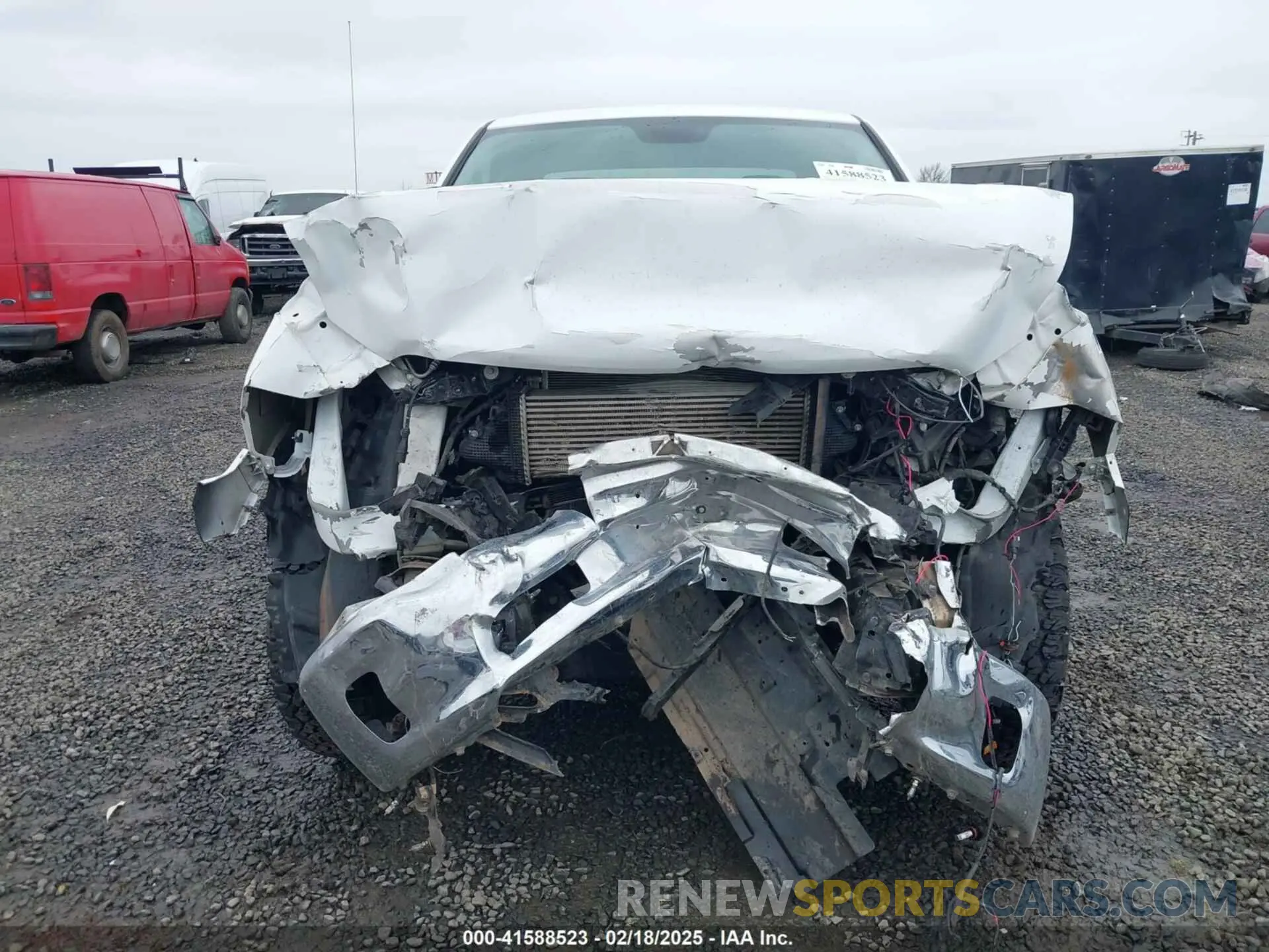 6 Фотография поврежденного автомобиля 1C6RR7KMXKS721009 RAM 1500 CLASSIC 2019