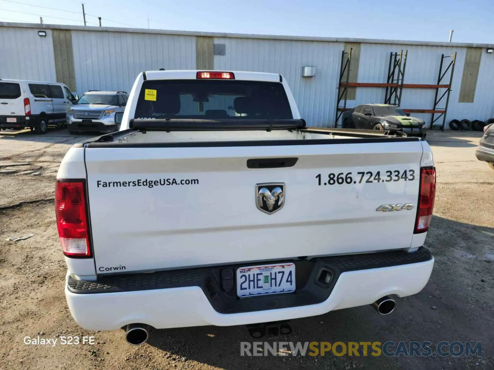 2 Photograph of a damaged car 1C6RR7KTXKS505913 RAM 1500 CLASSIC 2019
