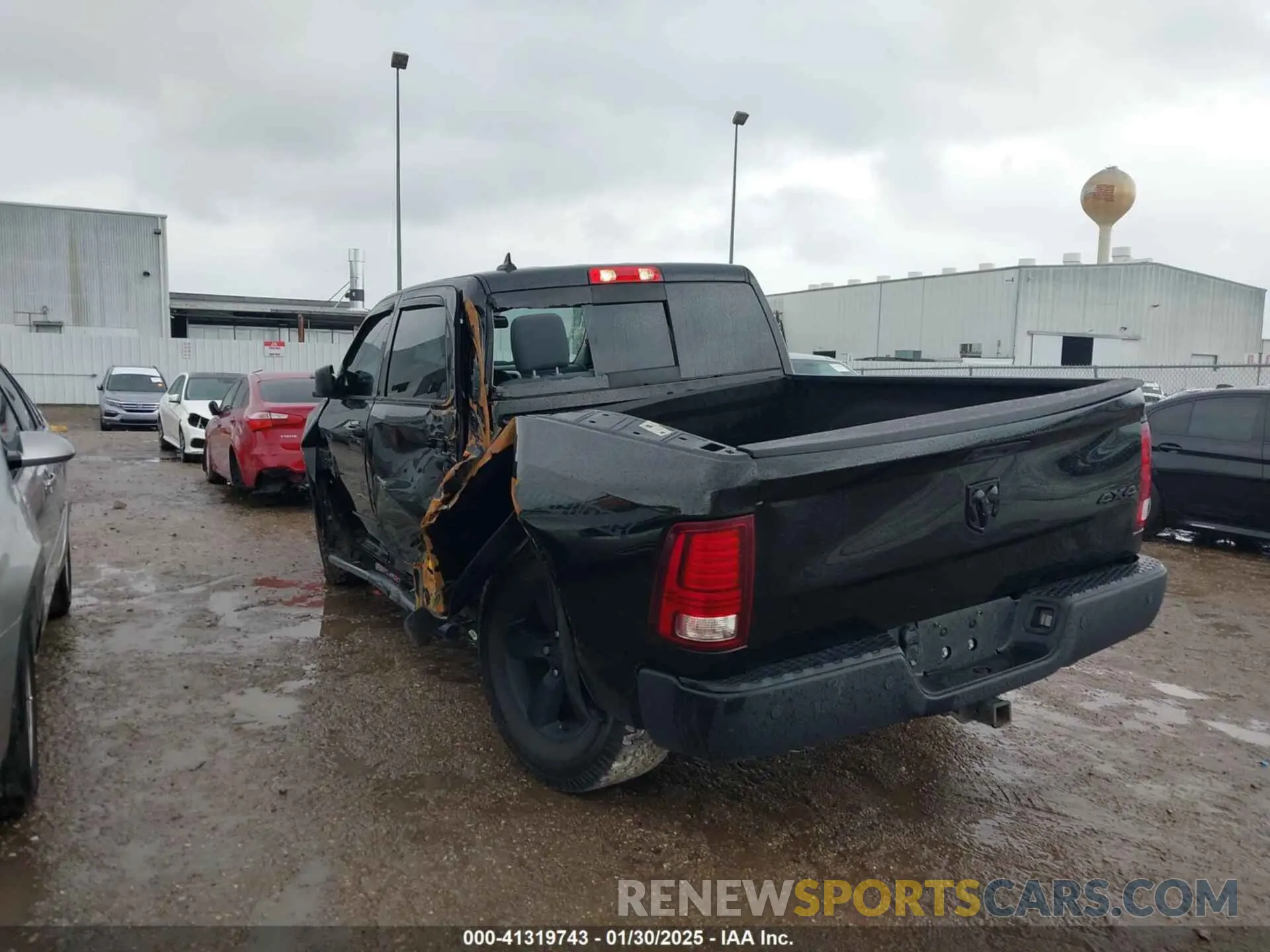 3 Фотография поврежденного автомобиля 1C6RR7LG8KS717307 RAM 1500 CLASSIC 2019