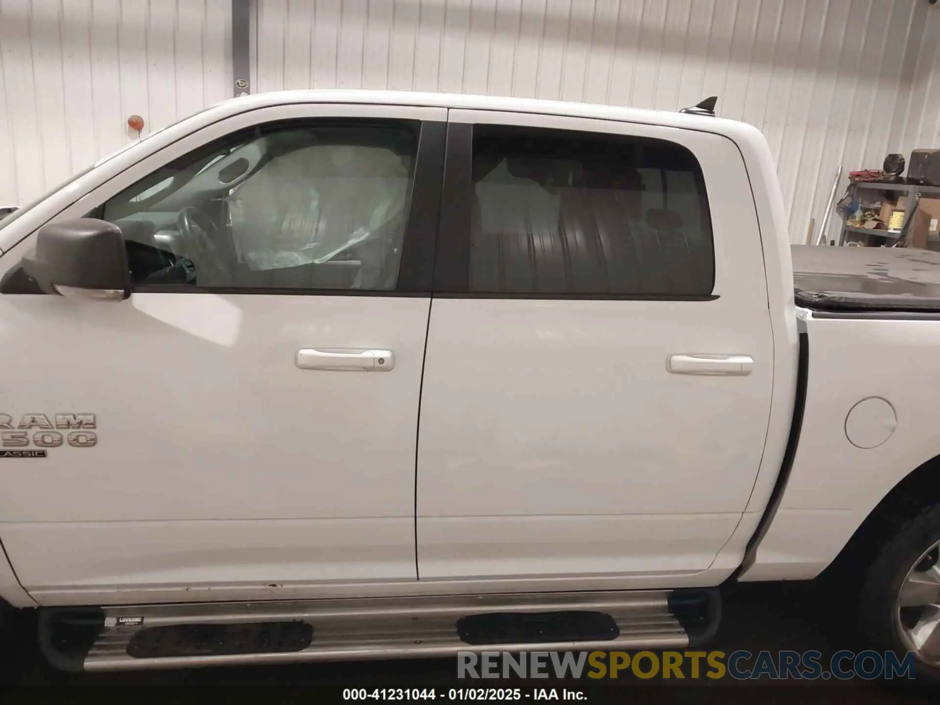 15 Photograph of a damaged car 1C6RR7LT5KS659203 RAM 1500 CLASSIC 2019