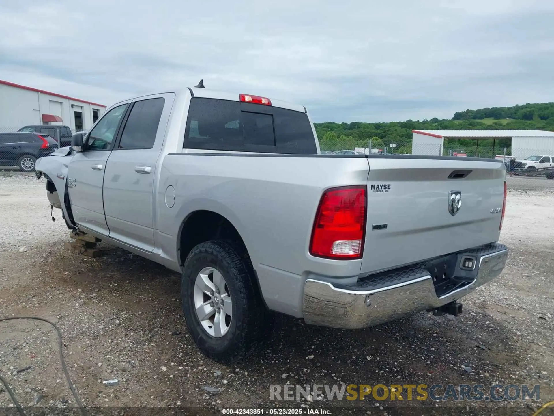 3 Фотография поврежденного автомобиля 1C6RR7LT6KS550104 RAM 1500 CLASSIC 2019