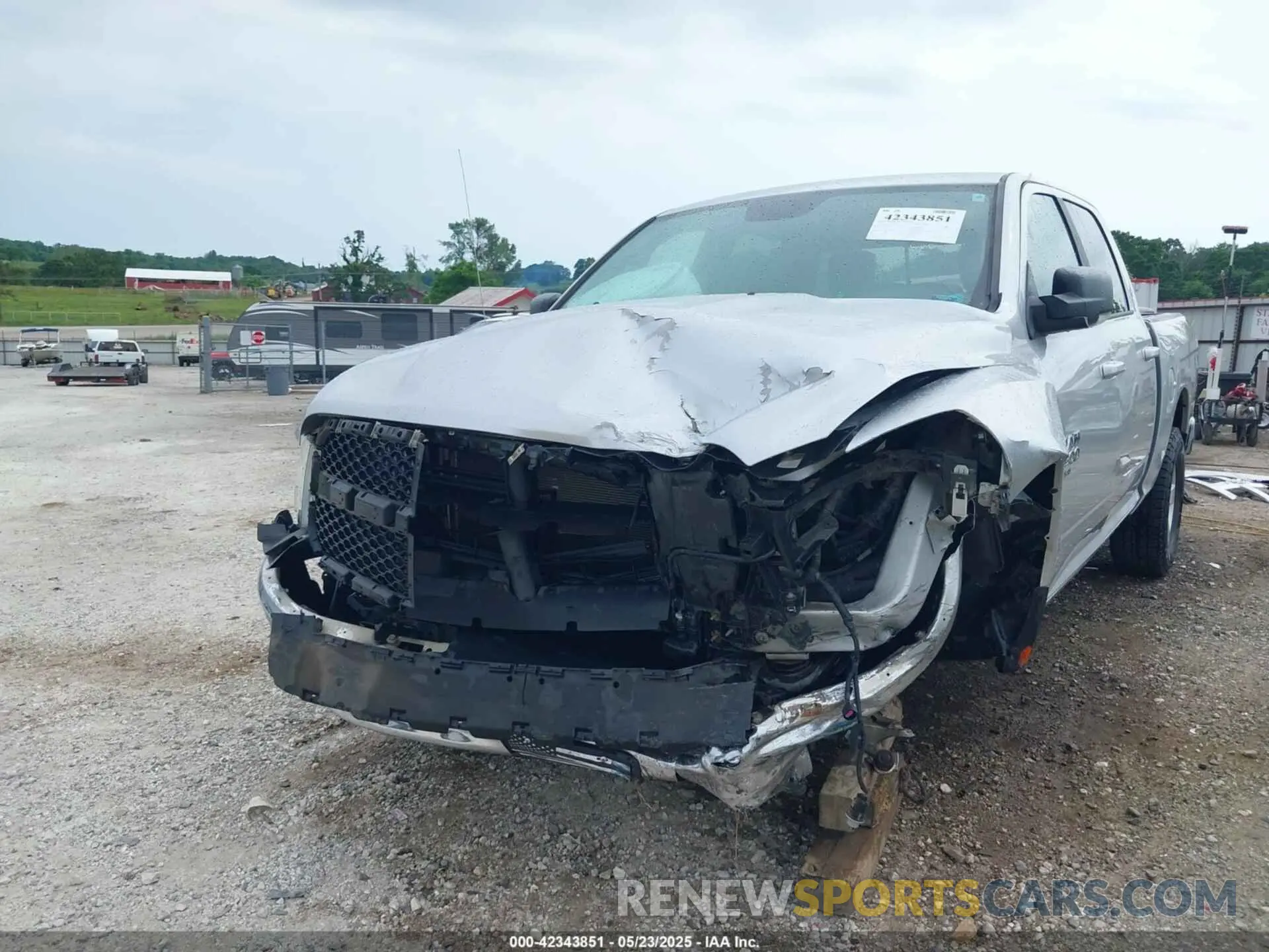 6 Фотография поврежденного автомобиля 1C6RR7LT6KS550104 RAM 1500 CLASSIC 2019