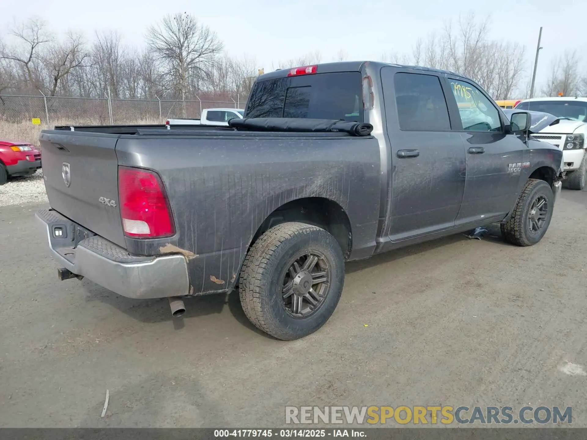 4 Photograph of a damaged car 1C6RR7LT6KS609586 RAM 1500 CLASSIC 2019