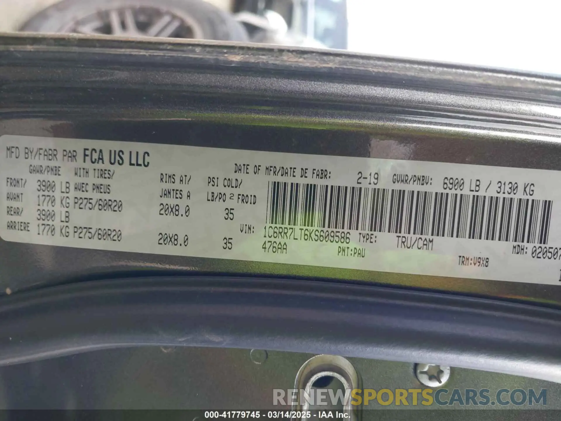 9 Photograph of a damaged car 1C6RR7LT6KS609586 RAM 1500 CLASSIC 2019