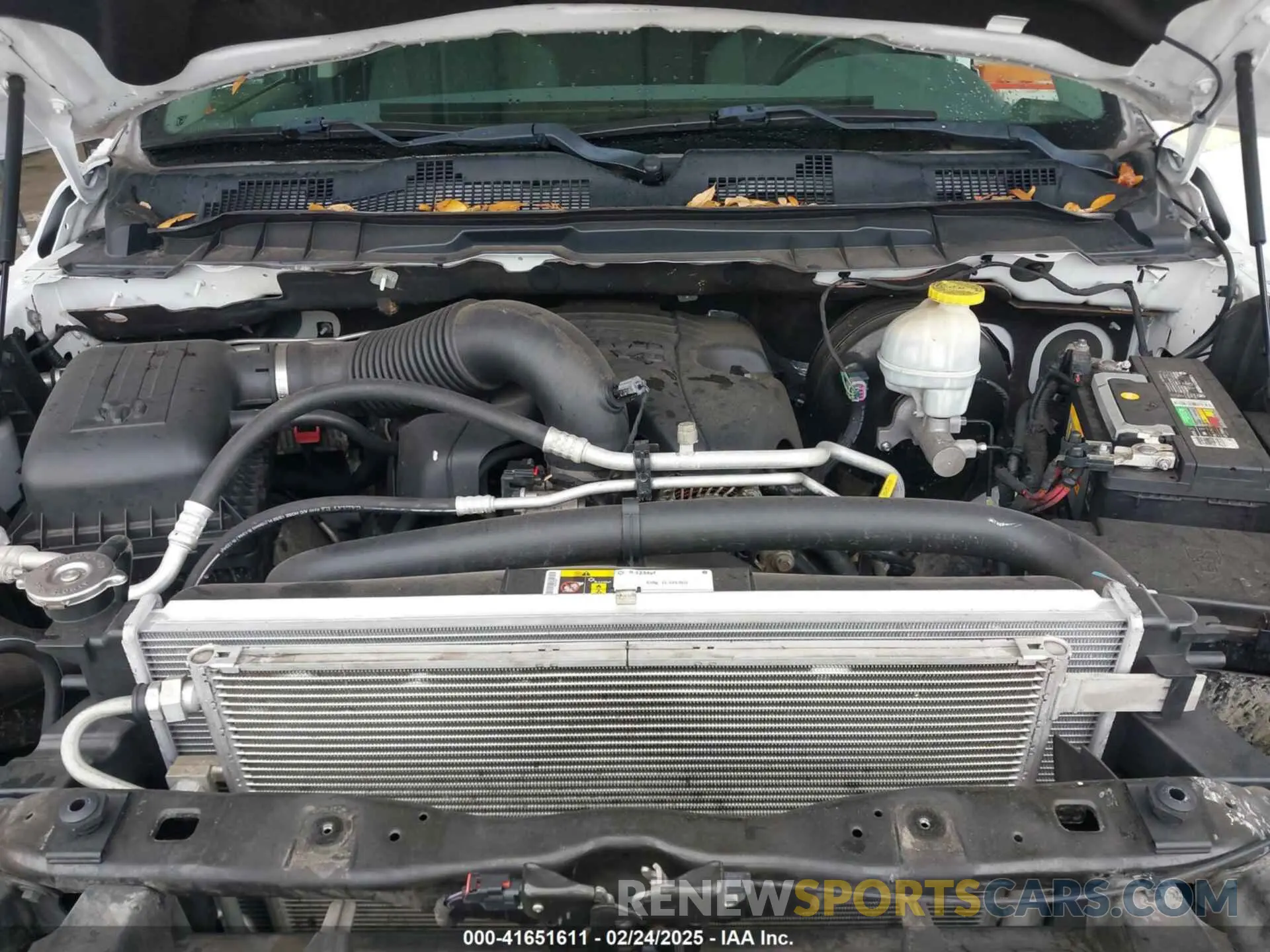 10 Photograph of a damaged car 1C6RR7LT8KS526791 RAM 1500 CLASSIC 2019