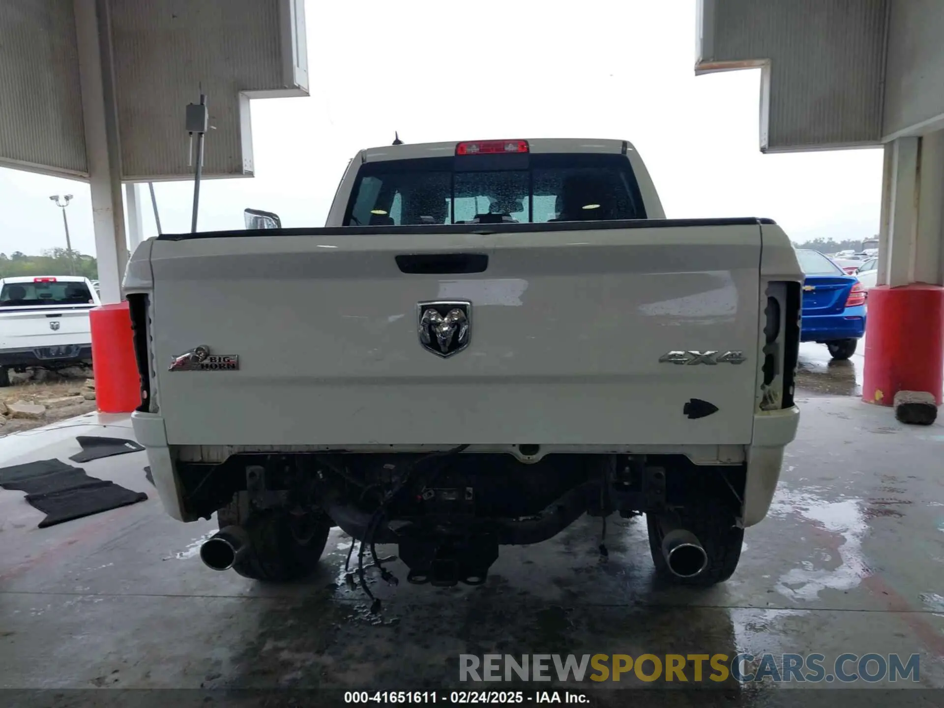 17 Photograph of a damaged car 1C6RR7LT8KS526791 RAM 1500 CLASSIC 2019