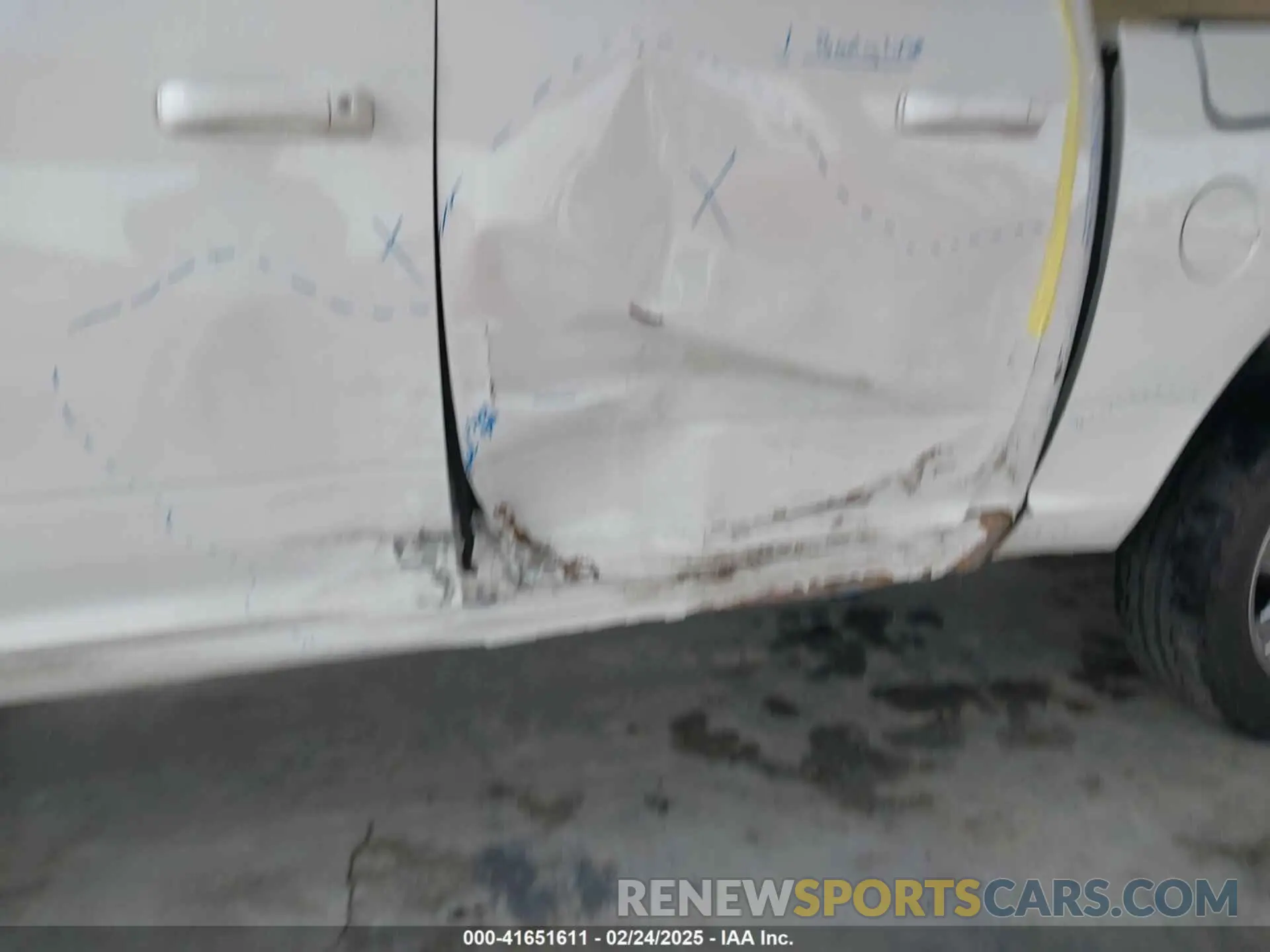 6 Photograph of a damaged car 1C6RR7LT8KS526791 RAM 1500 CLASSIC 2019